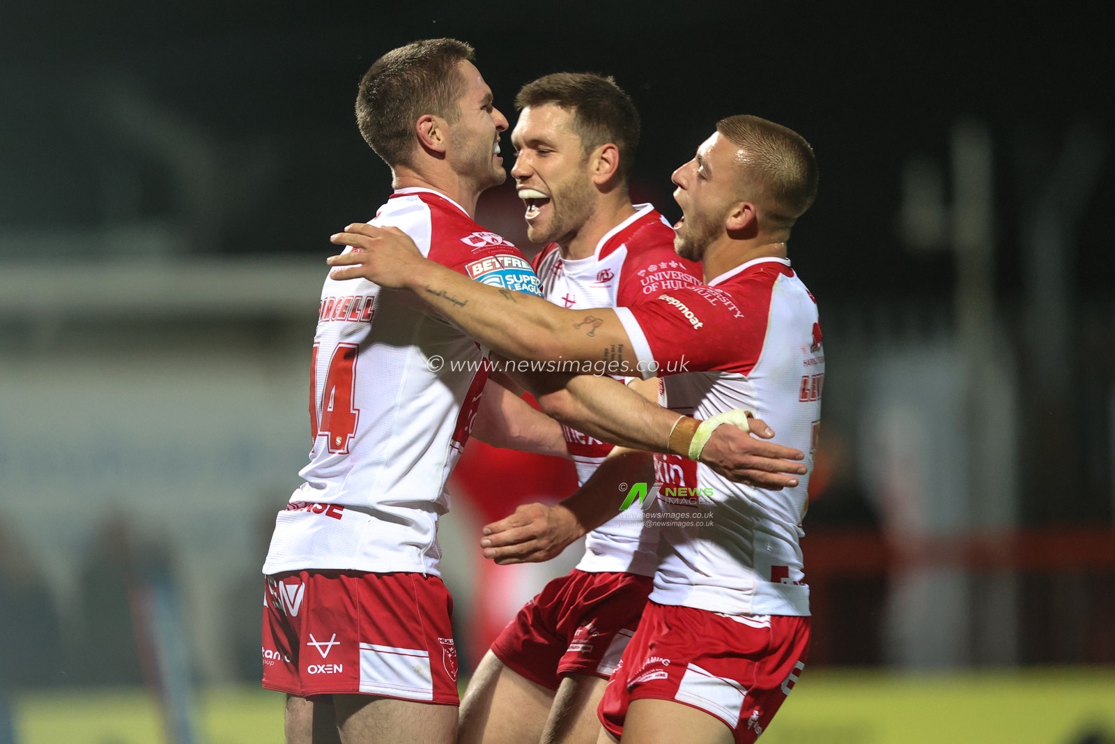 Matt Parcell of Hull KR celebrates his try during the Betfred Super League Round 27 match Hull KR vs Leeds Rhinos at Sewell Group Craven Park, Kingston upon Hull, United Kingdom, 20th September 2024

(Photo by Alfie Cosgrove/News Images)