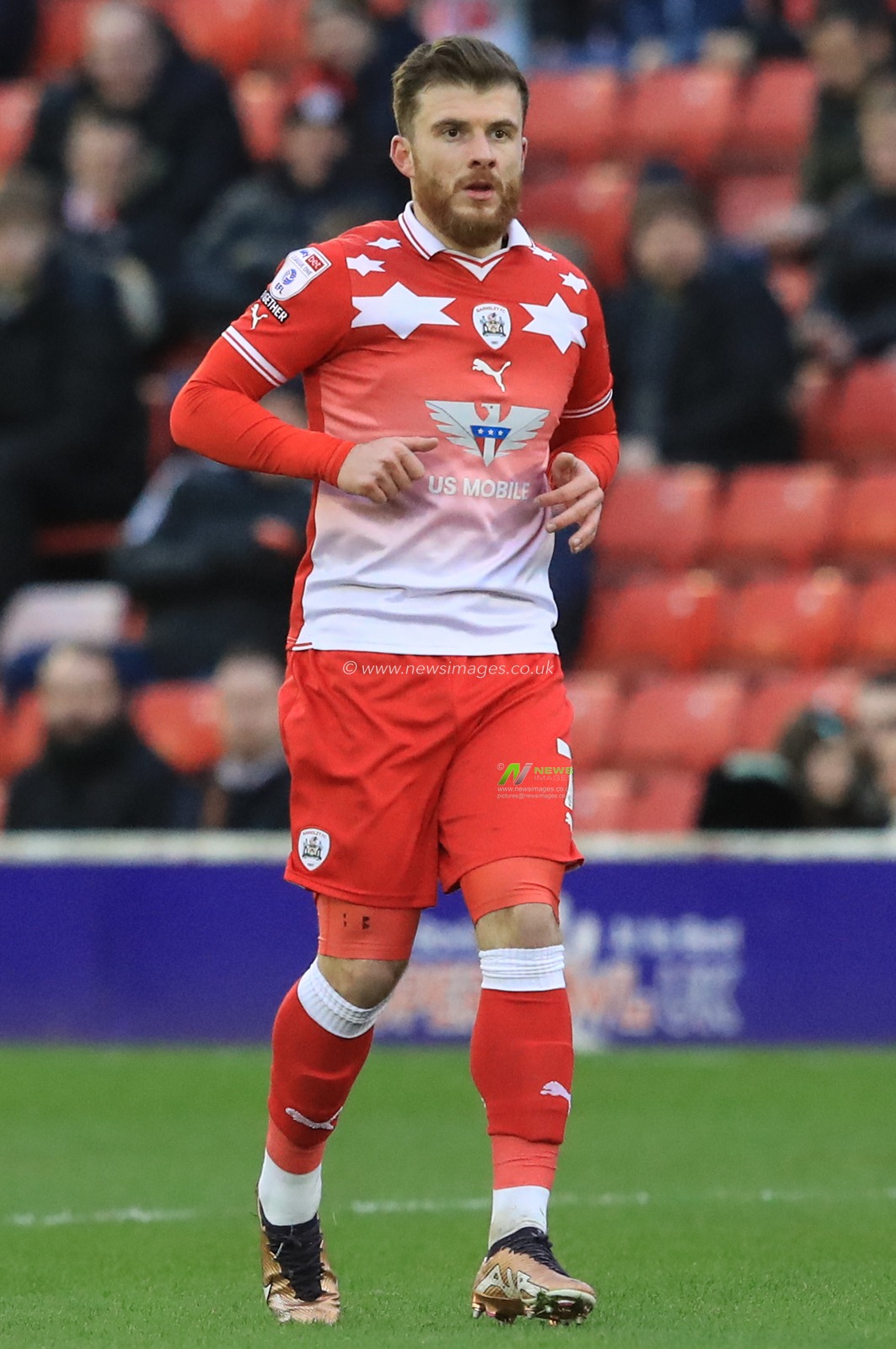 Nicky Cadden of Barnsley during the Sky Bet League 1 match Barnsley vs Wigan Athletic at Oakwell, Barnsley, United Kingdom, 1st January 2024

(Photo by Alfie Cosgrove/News Images)