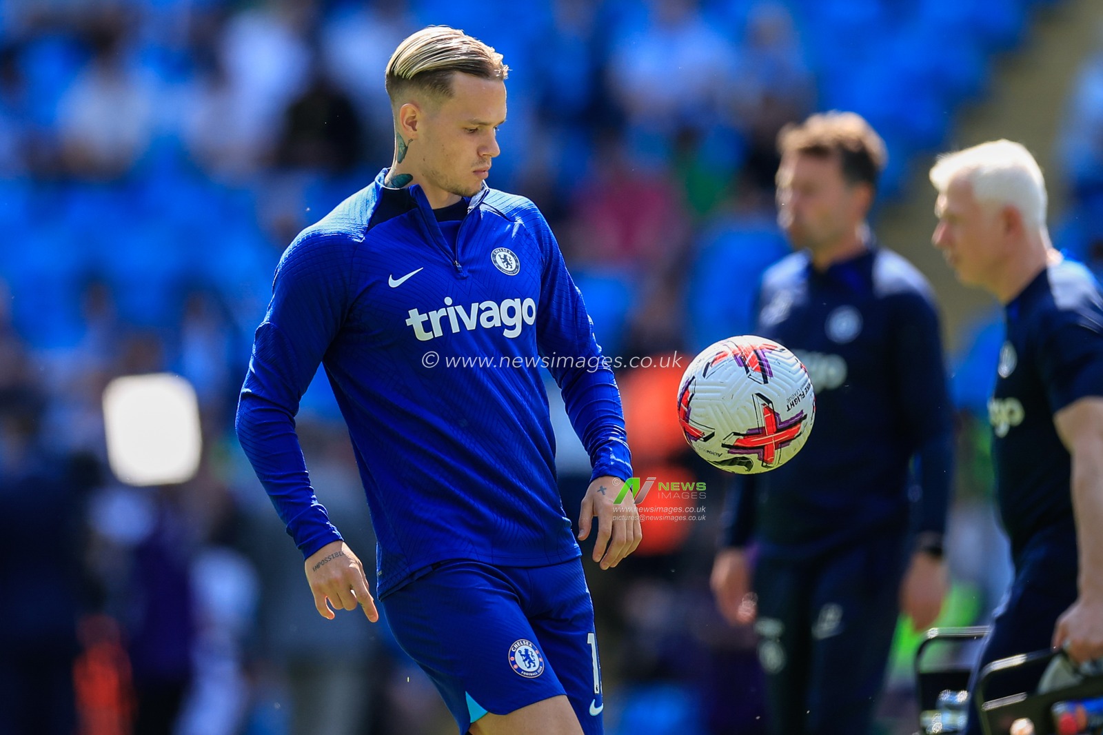 Mykhaylo Mudryk #15 of Chelsea in the pregame warmup session during the Premier League match Manchester City vs Chelsea at Etihad Stadium, Manchester, United Kingdom, 21st May 2023

(Photo by Conor Molloy/News Images)