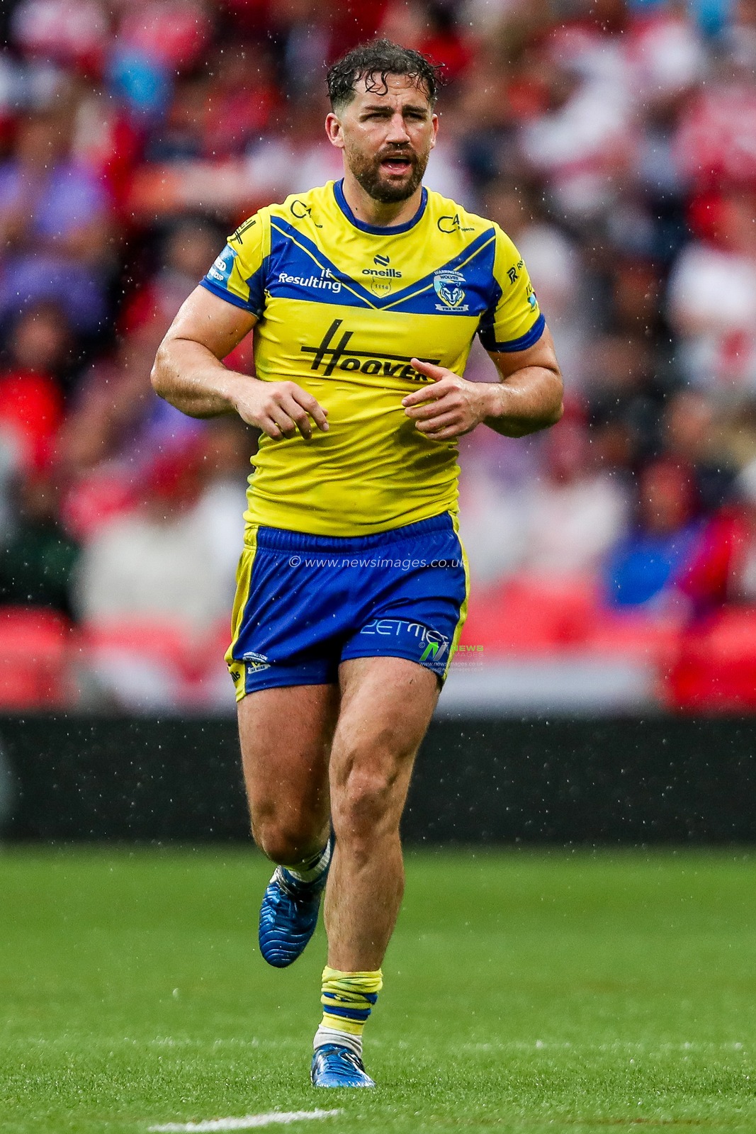 Toby King of Warrington Wolves in action during the Betfred Challenge Cup Final Warrington Wolves vs Hull KR at Wembley Stadium, London, United Kingdom, 7th June 2025

(Photo by Izzy Poles/News Images)
