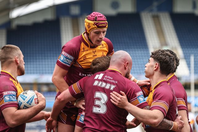 Betfred Super League Huddersfield Giants v Catalans Dragons