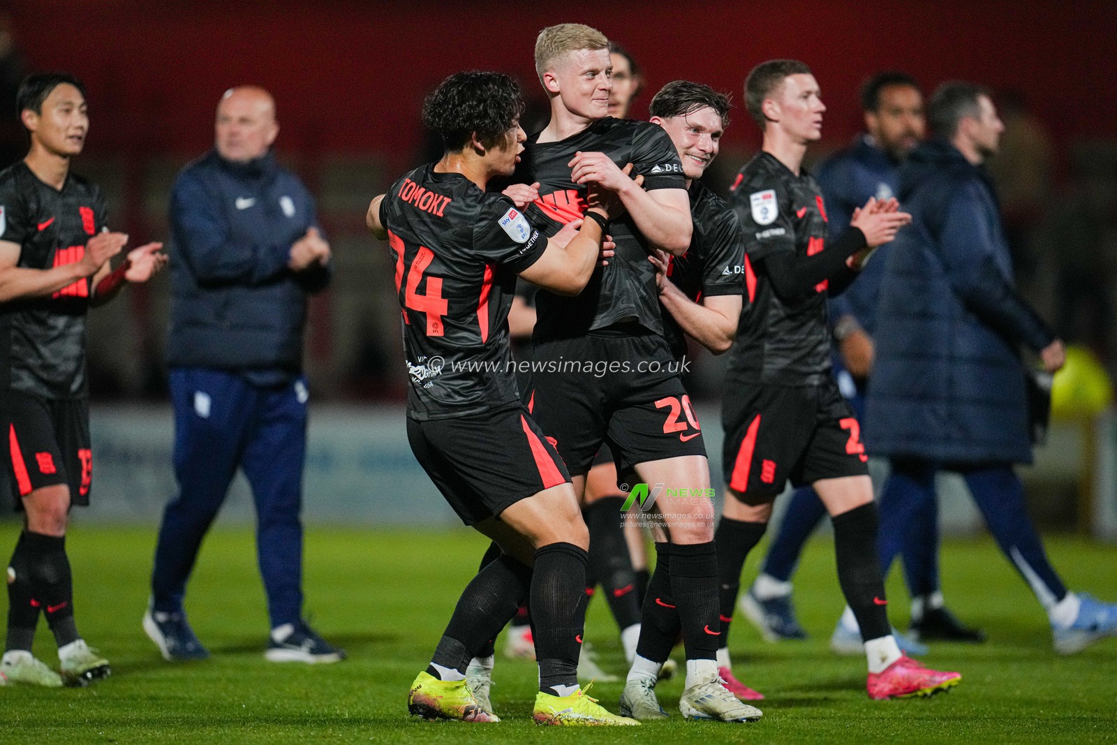 Birmingham City players at full time after the Sky Bet League 1 match Stevenage vs Birmingham City at Lamex Stadium, Stevenage, United Kingdom, 24th April 2025

(Photo by Harvey Murphy/News Images)