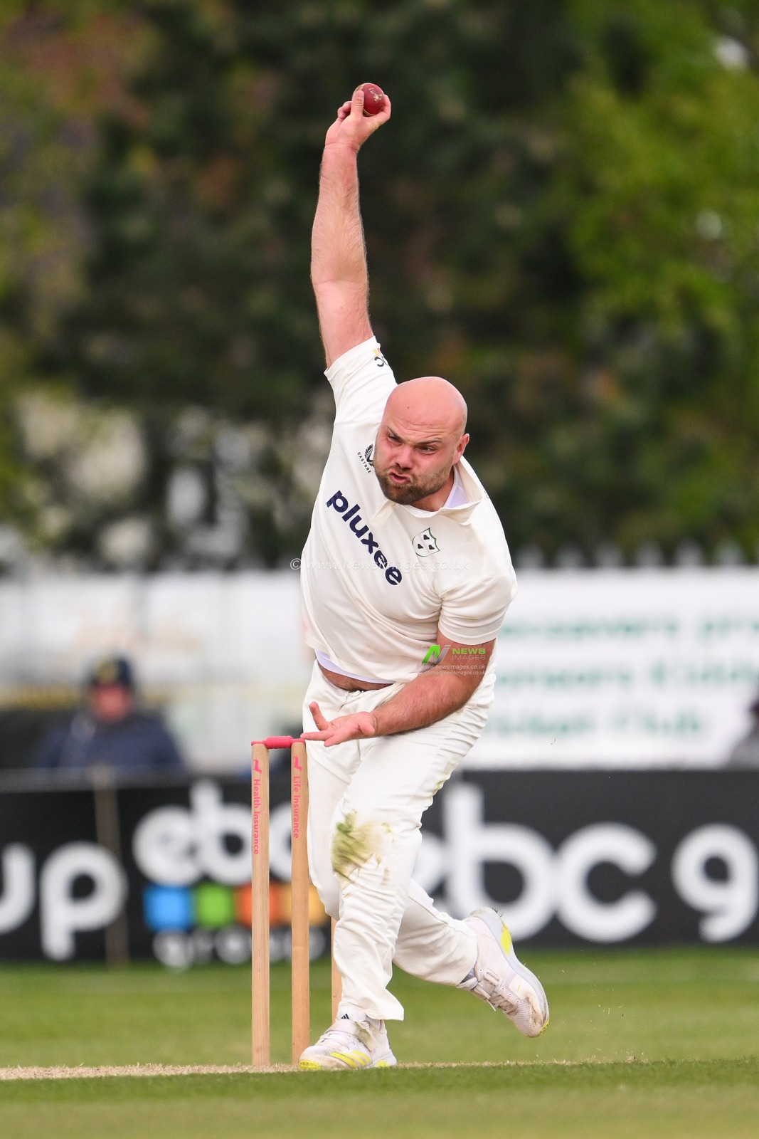 Joe Leach of Worcestershire delivers the ball during the Vitality County Championship Division 1 match Worcestershire vs Somerset at Kidderminster Cricket Club, Kidderminster, United Kingdom, 26th April 2024

(Photo by Craig Thomas/News Images)