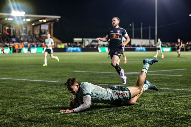 George Pearson of Leicester Tigers goes over for a try to make it 5-5 during the Premiership Rugby Cup match Newcastle Red Bulls vs Leicester Tigers at Kingston Park, Newcastle, United Kingdom, 31st October 2025

(Photo by Alfie Cosgrove/News Images)

*** GER AUT SUI OUT ***