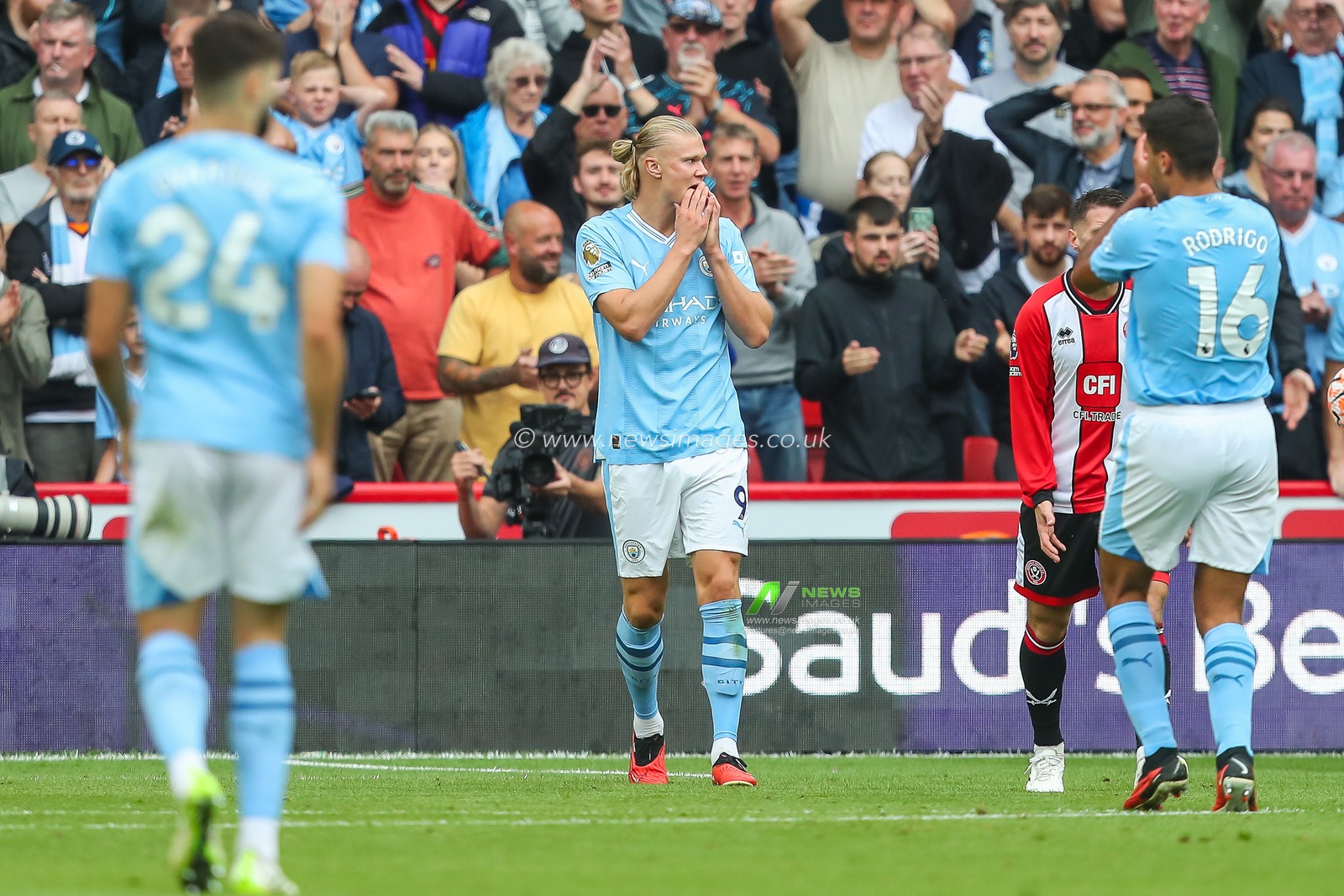 Erling Haaland #9 of Manchester City reacts to a missed chance on goal during the Premier League match Sheffield United vs Manchester City at Bramall Lane, Sheffield, United Kingdom, 27th August 2023

(Photo by Gareth Evans/News Images)