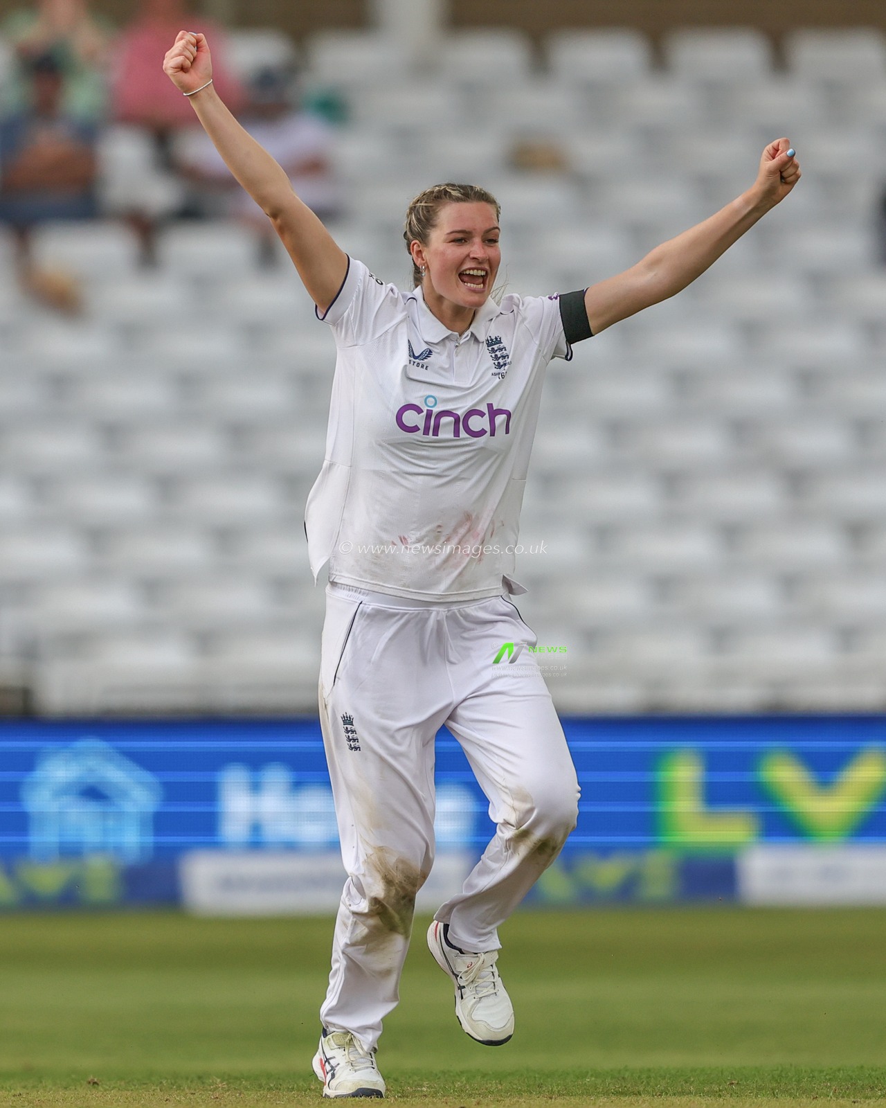 Lauren Bell of England celebrates the wicket of Ashleigh Gardner of Australia during the Metro Bank Women's Ashes 2023 match England vs Australia at Trent Bridge, Nottingham, United Kingdom, 22nd June 2023

(Photo by Mark Cosgrove/News Images)