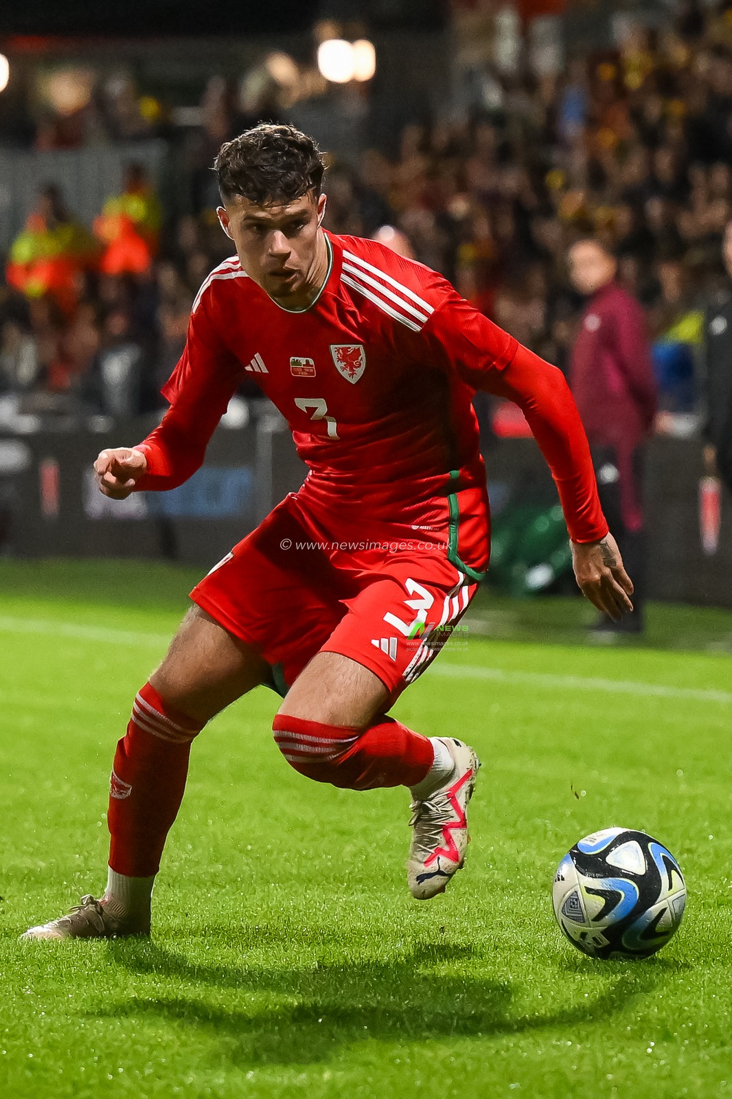 Neco Williams of Walesmakes a break with the ball during the International Friendly match Wales vs Gibraltar at SToK Cae Ras, Wrexham, United Kingdom, 11th October 2023

(Photo by Craig Thomas/News Images)