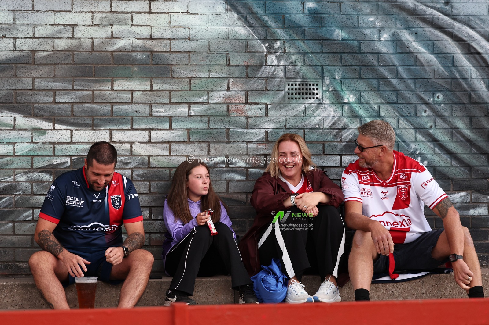 Hull KR fans during the Betfred Super League Round 24 match Hull KR vs St Helens at Sewell Group Craven Park, Kingston upon Hull, United Kingdom, 29th August 2025

(Photo by Mark Cosgrove/News Images)