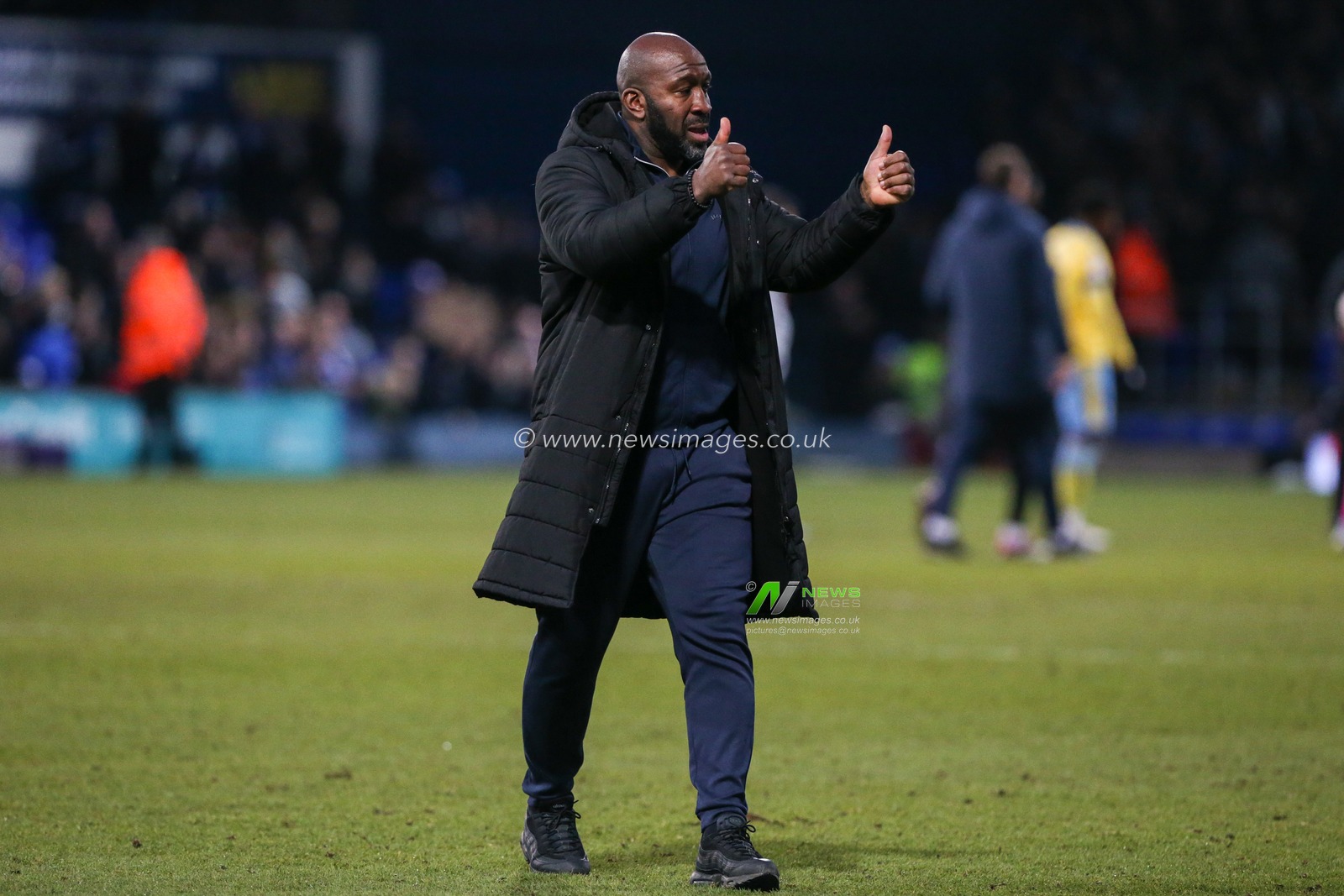 Sheffield Wednesday manager Darren Moore acknowledges the fans at the final whistle during the Sky Bet League 1 match Ipswich Town vs Sheffield Wednesday at Portman Road, Ipswich, United Kingdom, 11th February 2023

(Photo by Arron Gent/News Images)