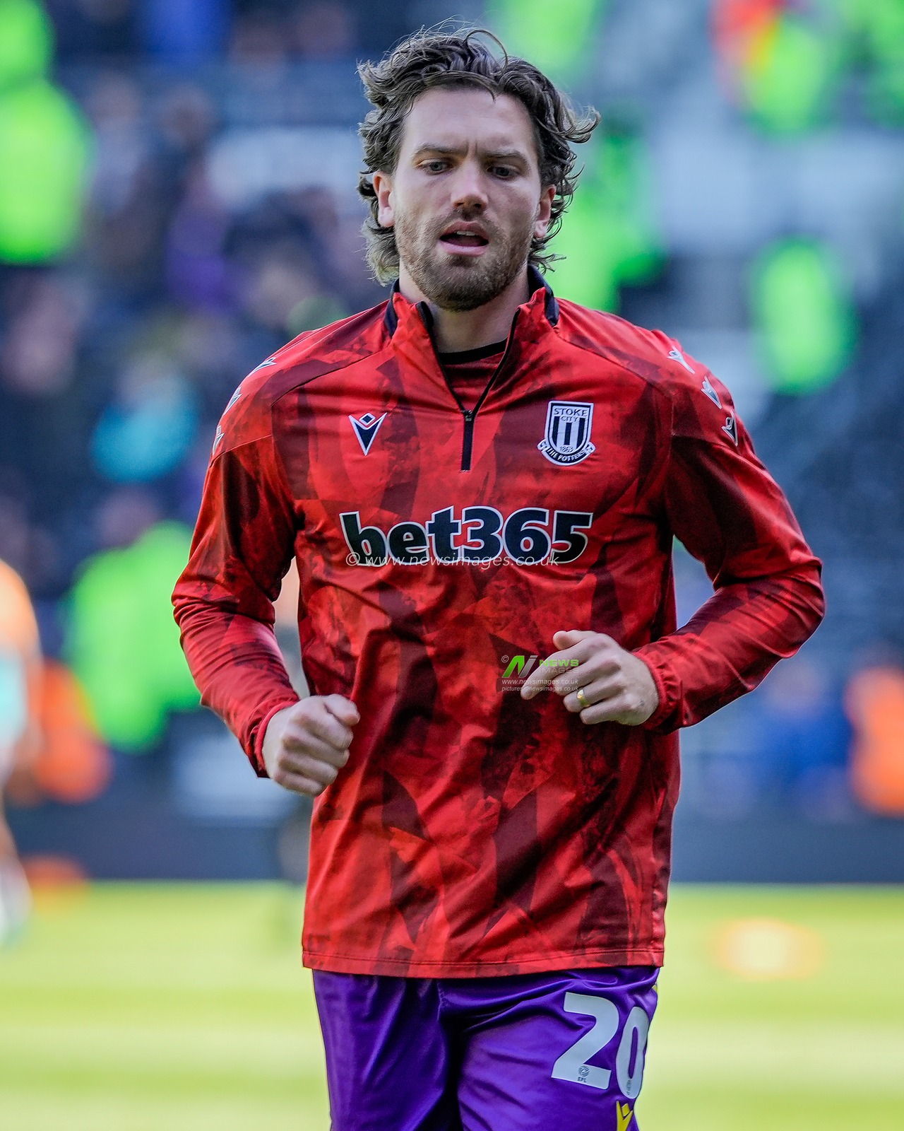 Sam Gallagher of Stoke City in the pregame warmup session  during the Sky Bet Championship match Derby County vs Stoke City at Pride Park Stadium, Derby, United Kingdom on 06 April 2026

(Photo by Maynard Manyowa/News Images)