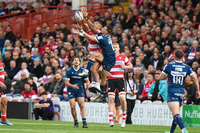  Ben Loader of Gloucester Rugby battles in the air during the Gallagher Premiership match Gloucester vs Sale Sharks at Kingsholm Stadium, Gloucester, United Kingdom on 08 May 2026

(Photo by Alex Williamson/News Images)