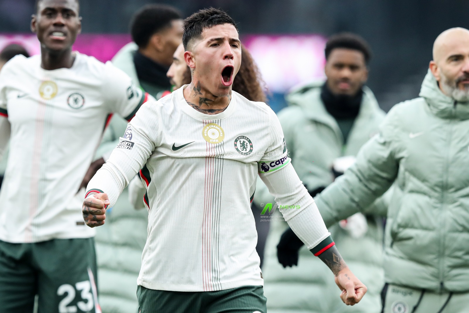Enzo Fernandez of Chelsea celebrate 0-2 win after the Premier League match Burnley vs Chelsea at Turf Moor, Burnley, United Kingdom, 22nd November 2025

(Photo by Jorge Horsted/News Images)

*** GER AUT SUI OUT ***