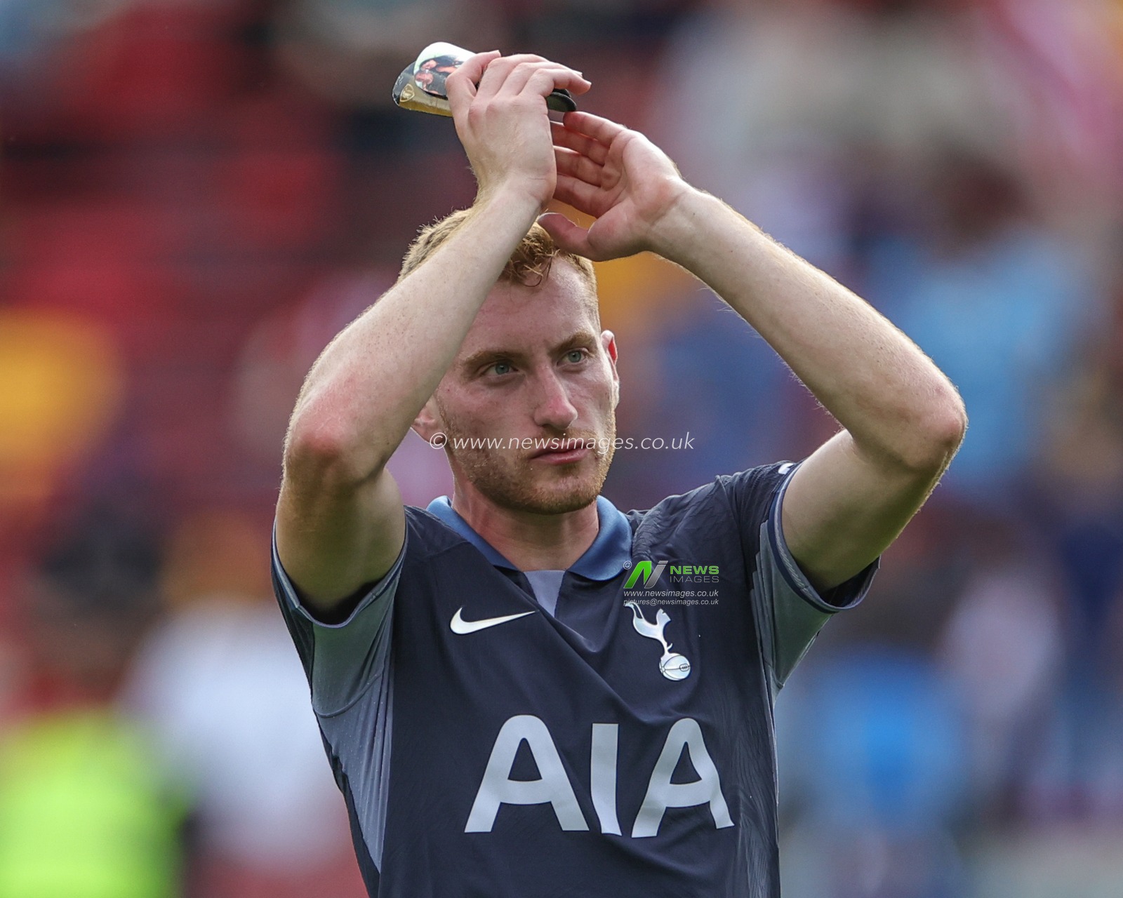 Dejan Kulusevski Tottenham Hotspur applauds the Tottenham fans during the Premier League match Brentford vs Tottenham Hotspur at Brentford Community Stadium, London, United Kingdom, 13th August 2023

(Photo by Mark Cosgrove/News Images)