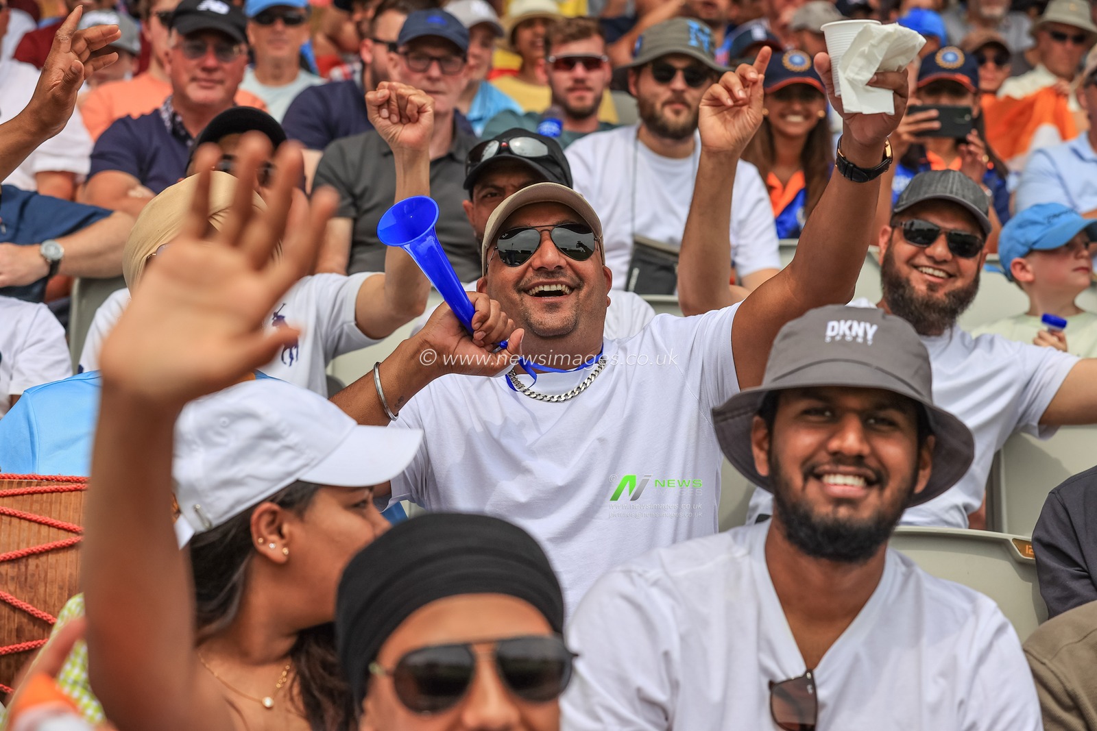 India fans enjoying todays cricket at Old Trafford