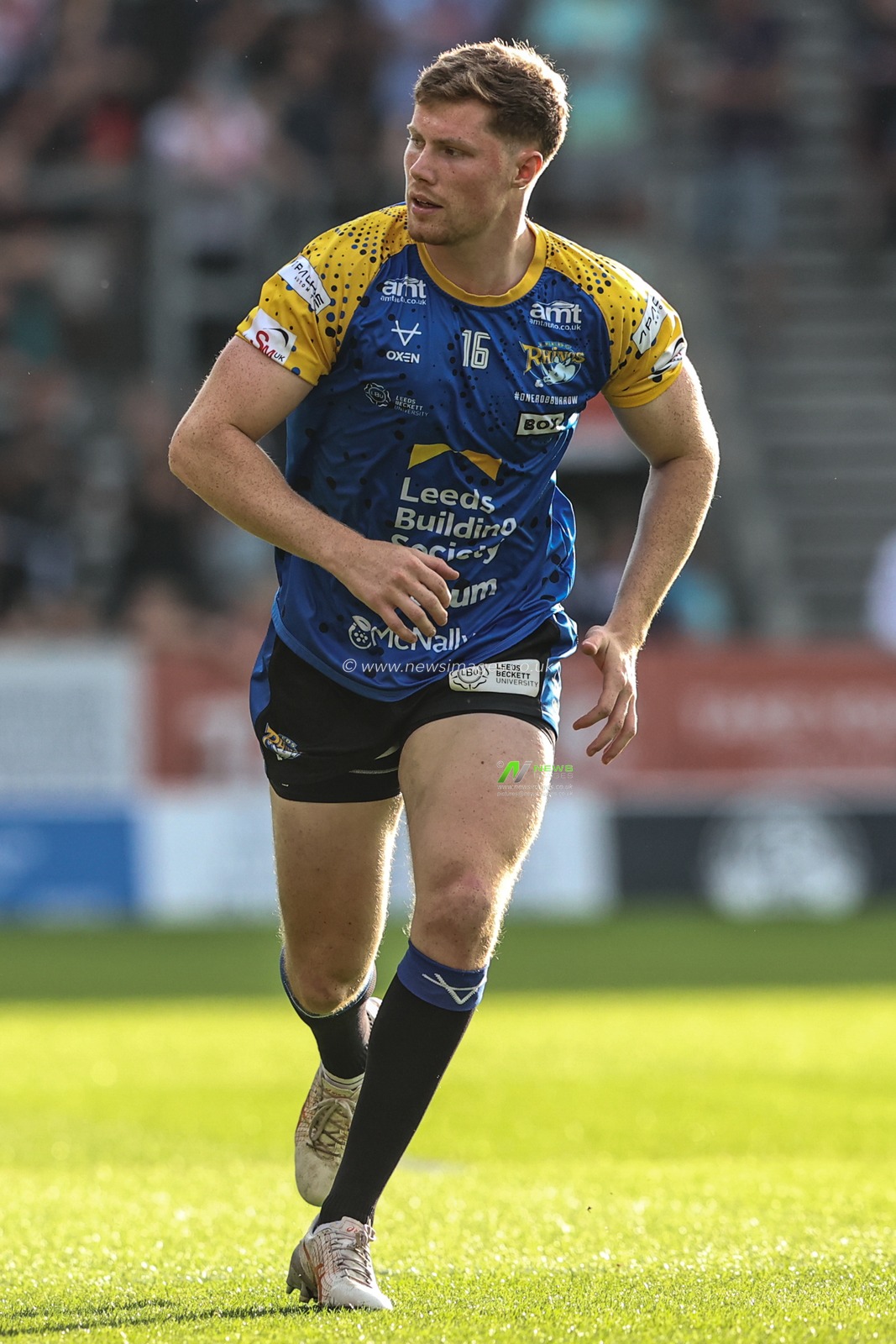 Morgan Gannon of Leeds Rhinos during pre-game warm up during the Betfred Super League round 15 match St Helens vs Leeds Rhinos at Totally Wicked Stadium, St Helens, United Kingdom, 20th June 2025

(Photo by Alfie Cosgrove/News Images)