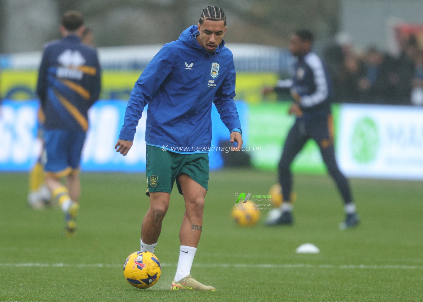 Ruben Roosken of Huddersfield Town in the pregame warmup session during the Sky Bet League 1 match Mansfield Town vs Huddersfield Town at One Call Stadium, Mansfield, United Kingdom, 22nd November 2025

(Photo by Richard Bierton/News Images)

*** GER AUT SUI OUT ***