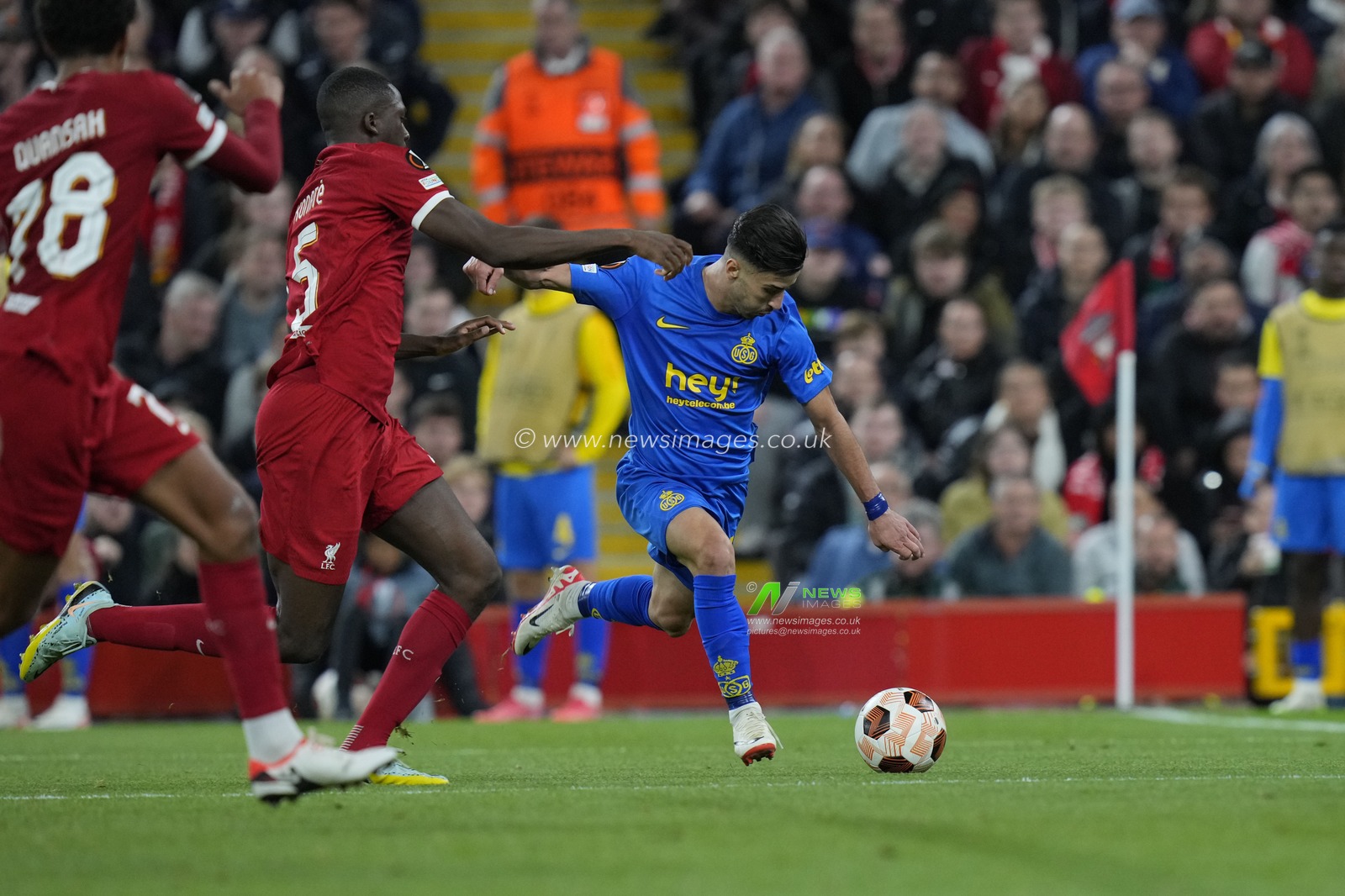 Mohammed Amoura #47 of Union Saint-Gilloise runs at Ibrahima KonatÃ© #5 of Liverpool during the UEFA Europa League match Liverpool vs Union Saint-Gilloise at Anfield, Liverpool, United Kingdom, 5th October 2023

(Photo by Steve Flynn/News Images)