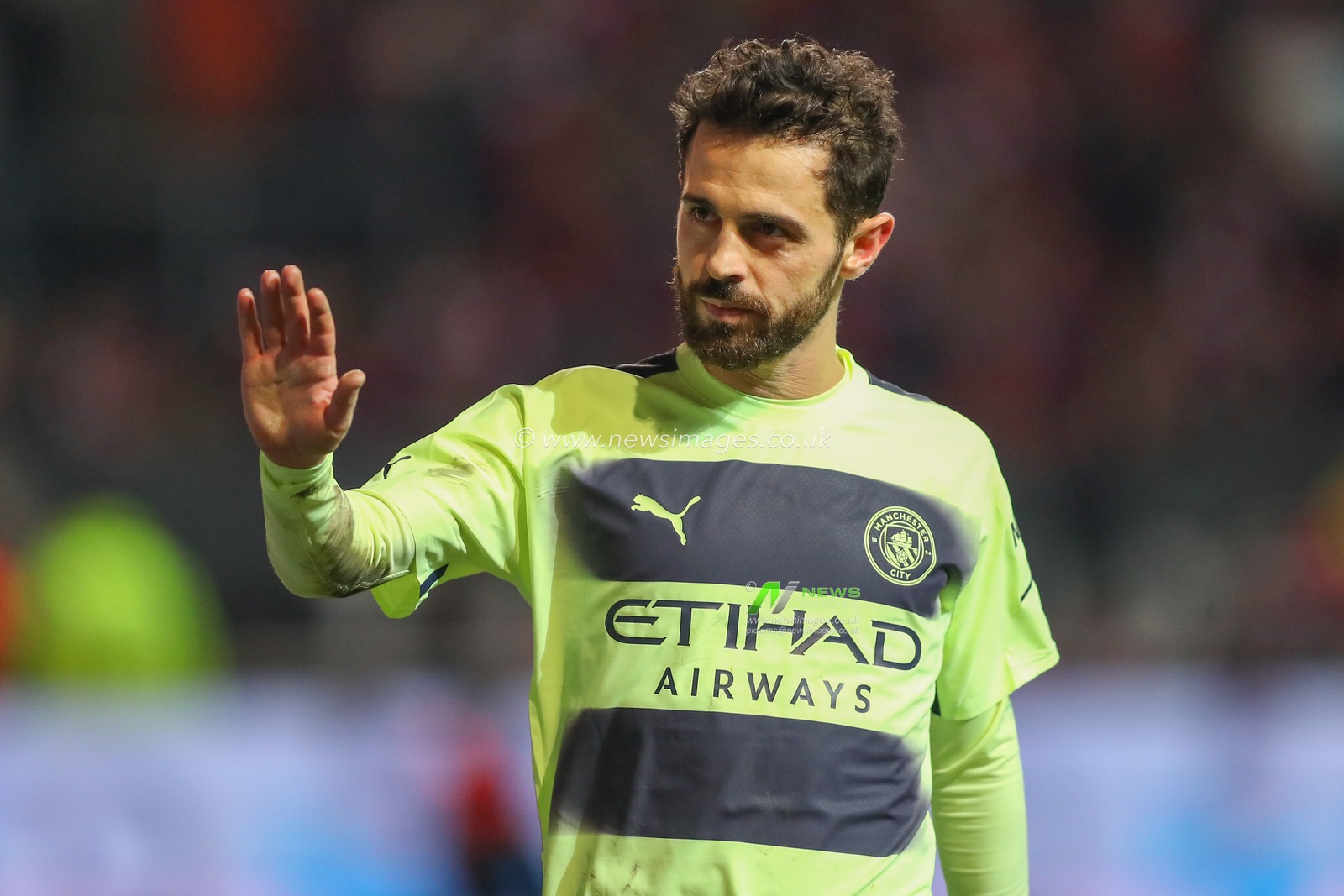 Bernardo Silva #20 of Manchester City waves to the fans during the Emirates FA Cup Fifth Round match Bristol City vs Manchester City at Ashton Gate, Bristol, United Kingdom, 28th February 2023

(Photo by Gareth Evans/News Images)