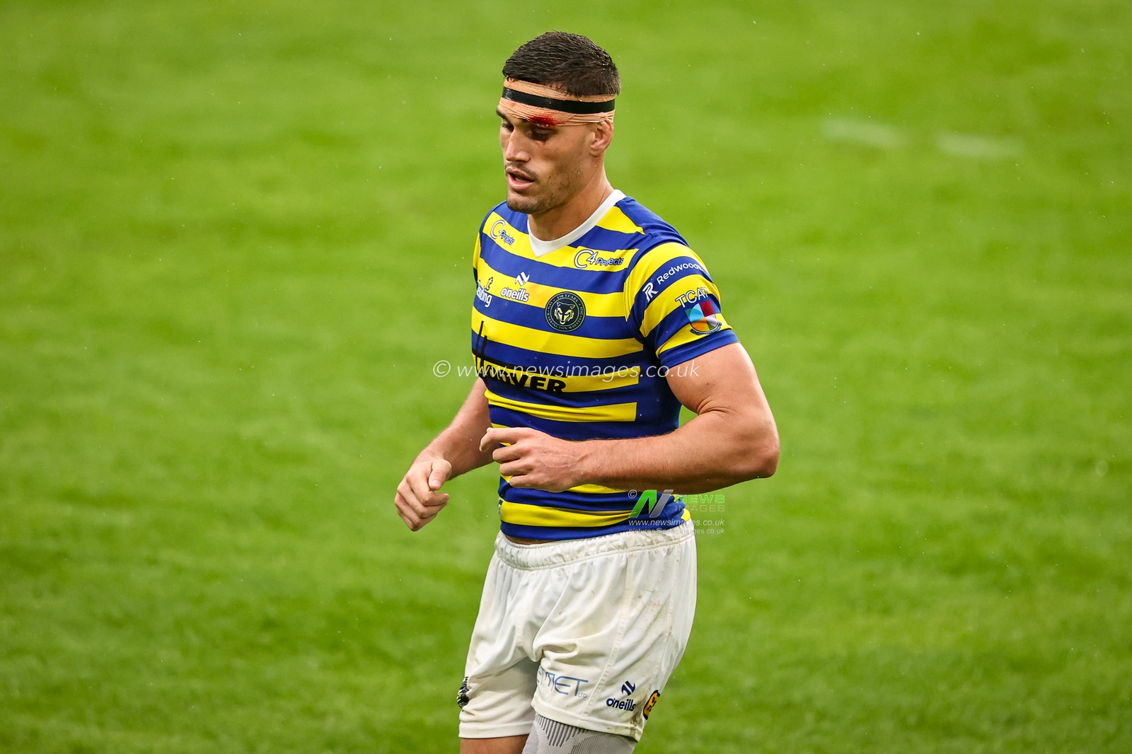 Sam Stone of Warrington Wolves during the Betfred Super League round 25 match Hull FC vs Warrington Wolves at MKM Stadium, Hull, United Kingdom on 29 August 2026

(Photo by Alfie Cosgrove/News Images)