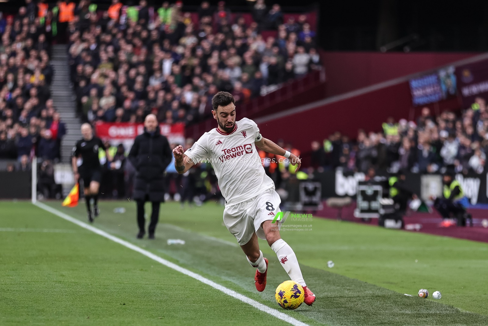Bruno Fernandes of Manchester United in action during the Premier League match West Ham United vs Manchester United at London Stadium, London, United Kingdom, 23rd December 2023

(Photo by Mark Cosgrove/News Images)
