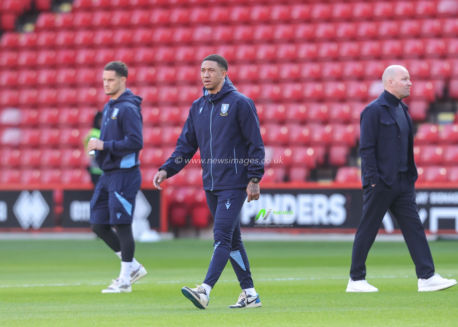 Liam Palmer of Sheffield Wednesday arrives ahead of the Sky Bet Championship match Sheffield United vs Sheffield Wednesday at Bramall Lane, Sheffield, United Kingdom on 22 February 2026

(Photo by Richard Bierton/News Images)