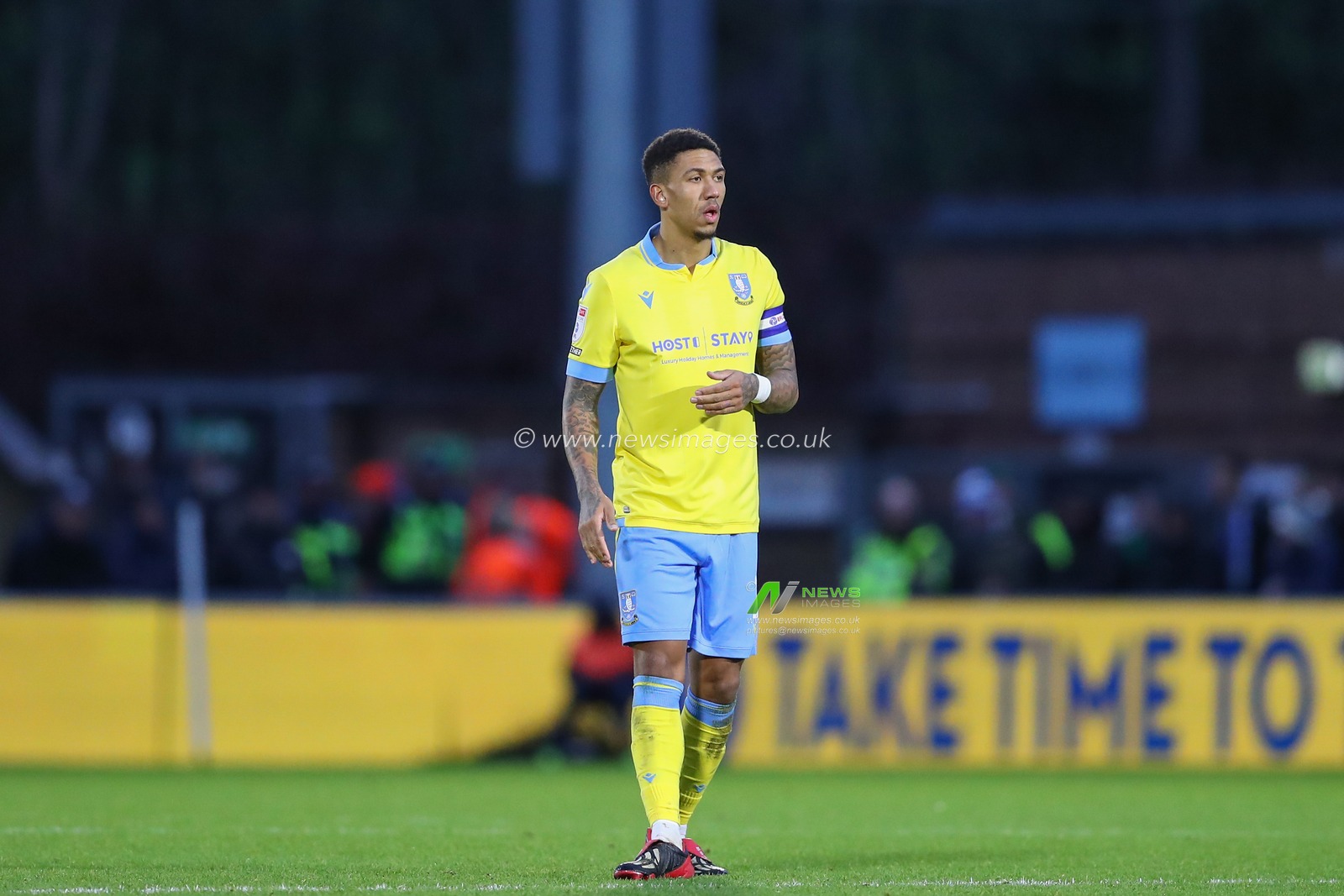 Liam Palmer #2 of Sheffield Wednesday during the Sky Bet League 1 match Wycombe Wanderers vs Sheffield Wednesday at Adams Park, High Wycombe, United Kingdom, 14th January 2023

(Photo by Gareth Evans/News Images)