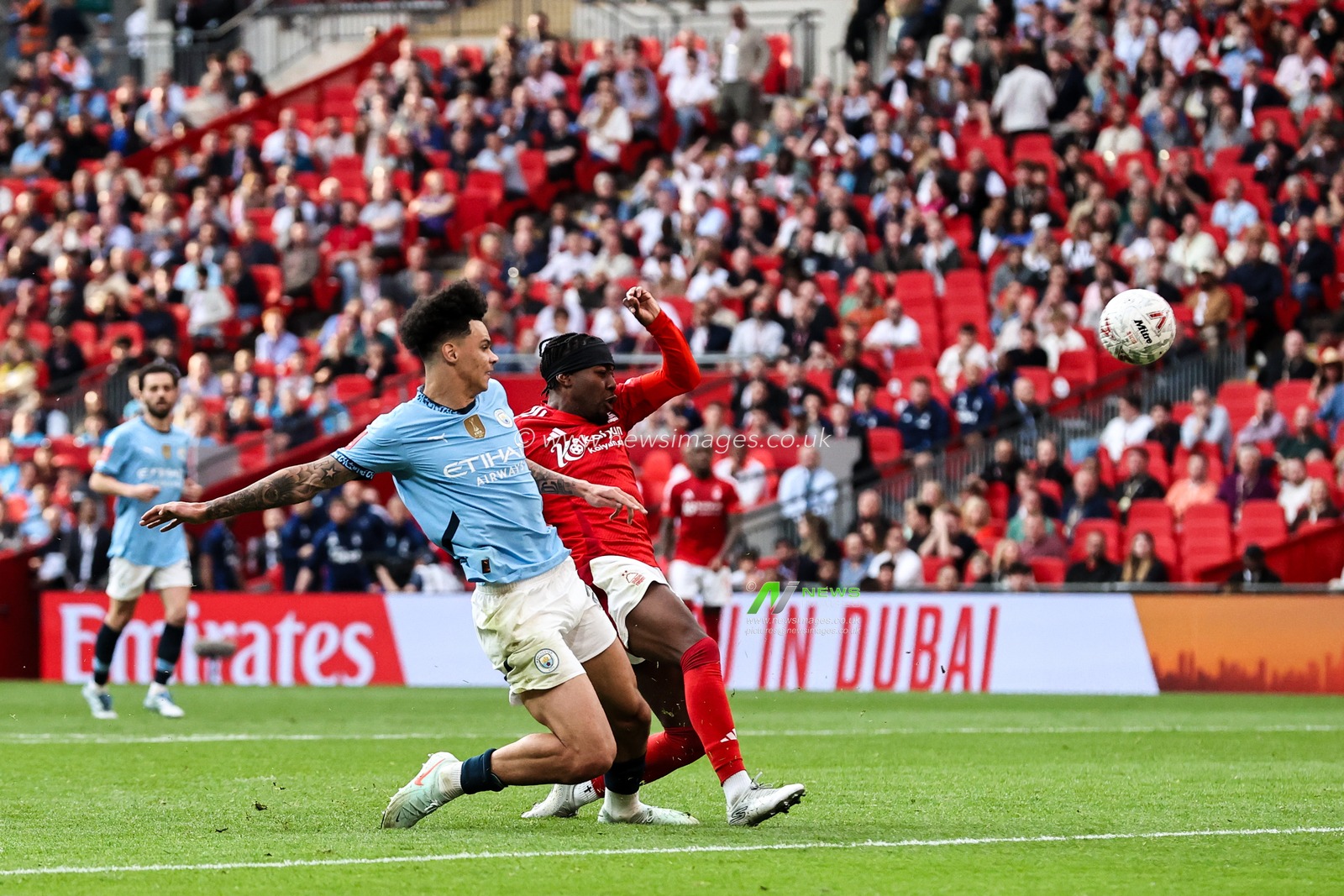 Anthony Elanga of Nottingham Forest has a shot at goal during the Emirates FA Cup Semi-Final match Nottingham Forest vs Manchester City at Wembley Stadium, London, United Kingdom, 26th April 2025

(Photo by Alfie Cosgrove/News Images)