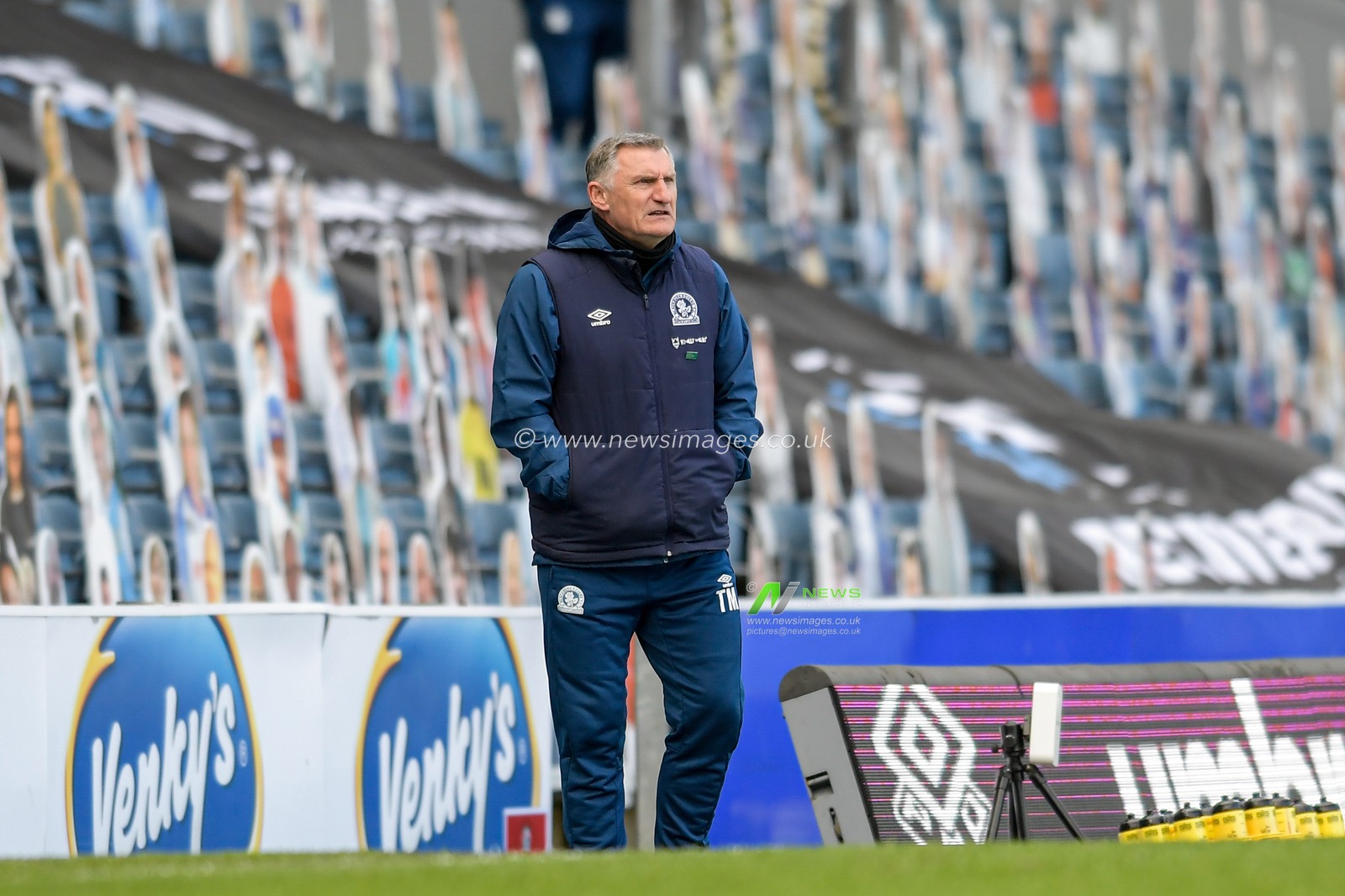 Tony Mowbray manager of Blackburn Rovers watches the game from the technical area