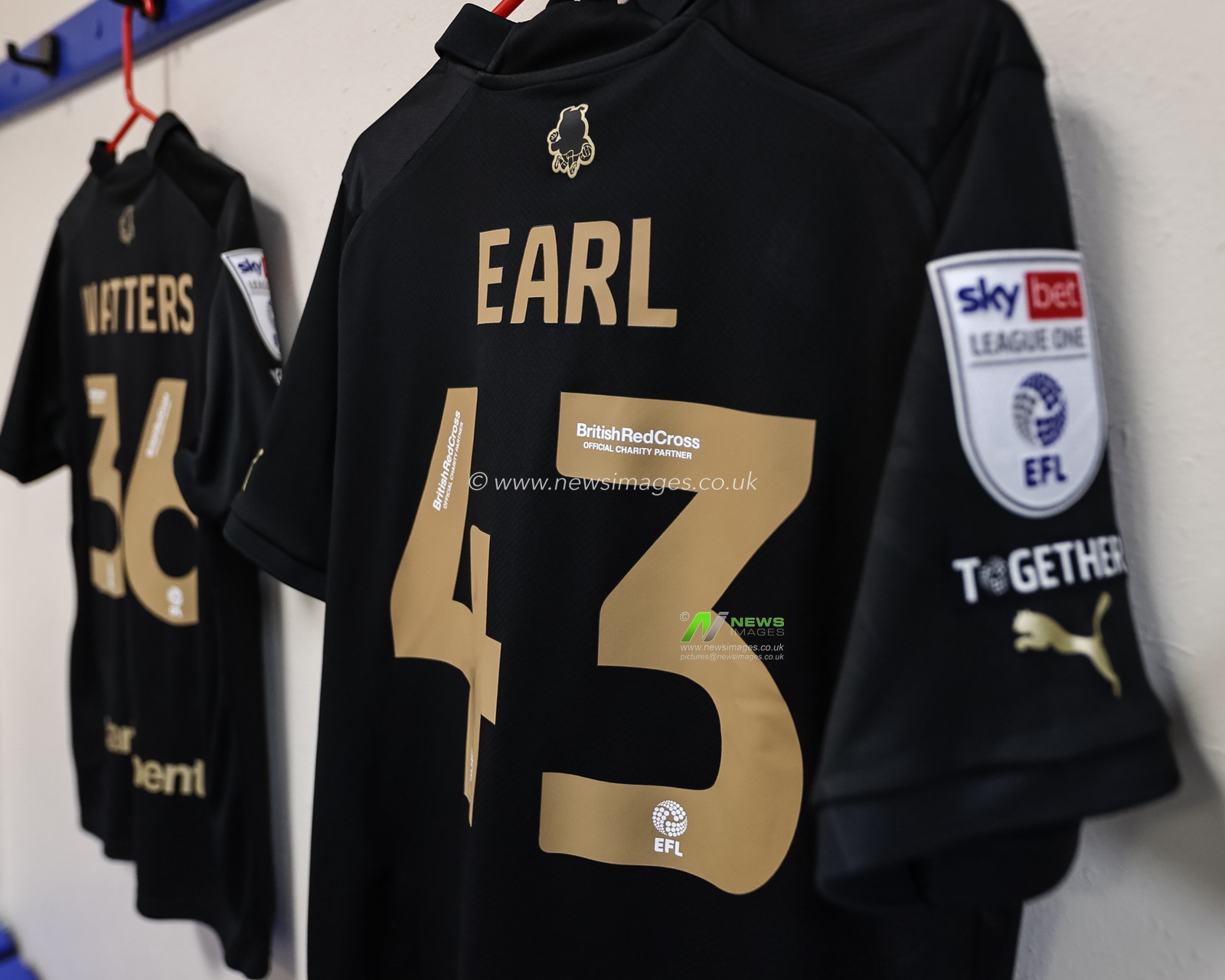 The away shirt of new signing Josh Earl of Barnsley during the Sky Bet League 1 match Bolton Wanderers vs Barnsley at Toughsheet Community Stadium, Bolton, United Kingdom, 3rd February 2024

(Photo by Mark Cosgrove/News Images)