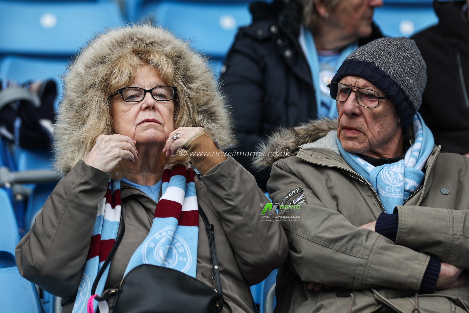 Fans arrive ahead of the Premier League match Manchester City vs Arsenal at Etihad Stadium, Manchester, United Kingdom, 31st March 2024

(Photo by Mark Cosgrove/News Images)