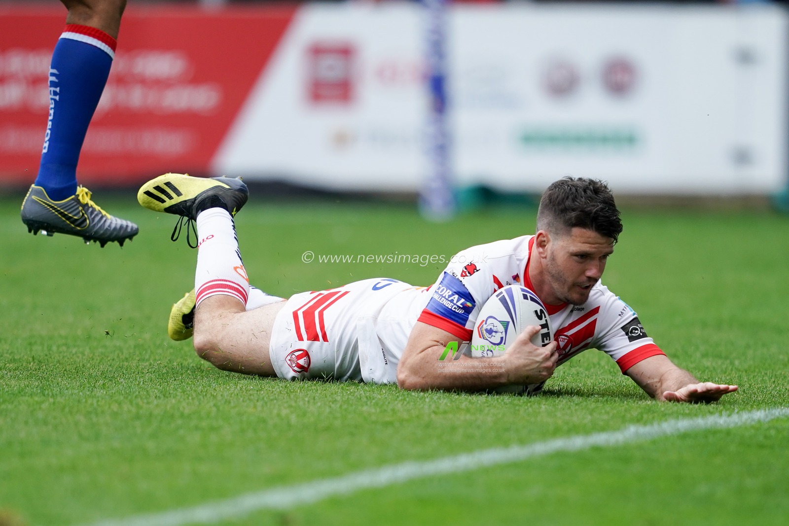 St. Helens's Lachlan Coote scores his sides first try



1st June 2019 , Totally Wicked Stadium, St Helens, England; Coral Challenge Cup 2019, Quarter Final , St Helens vs Wakefield Trinity ; 


Credit: Terry Donnelly/News Images
