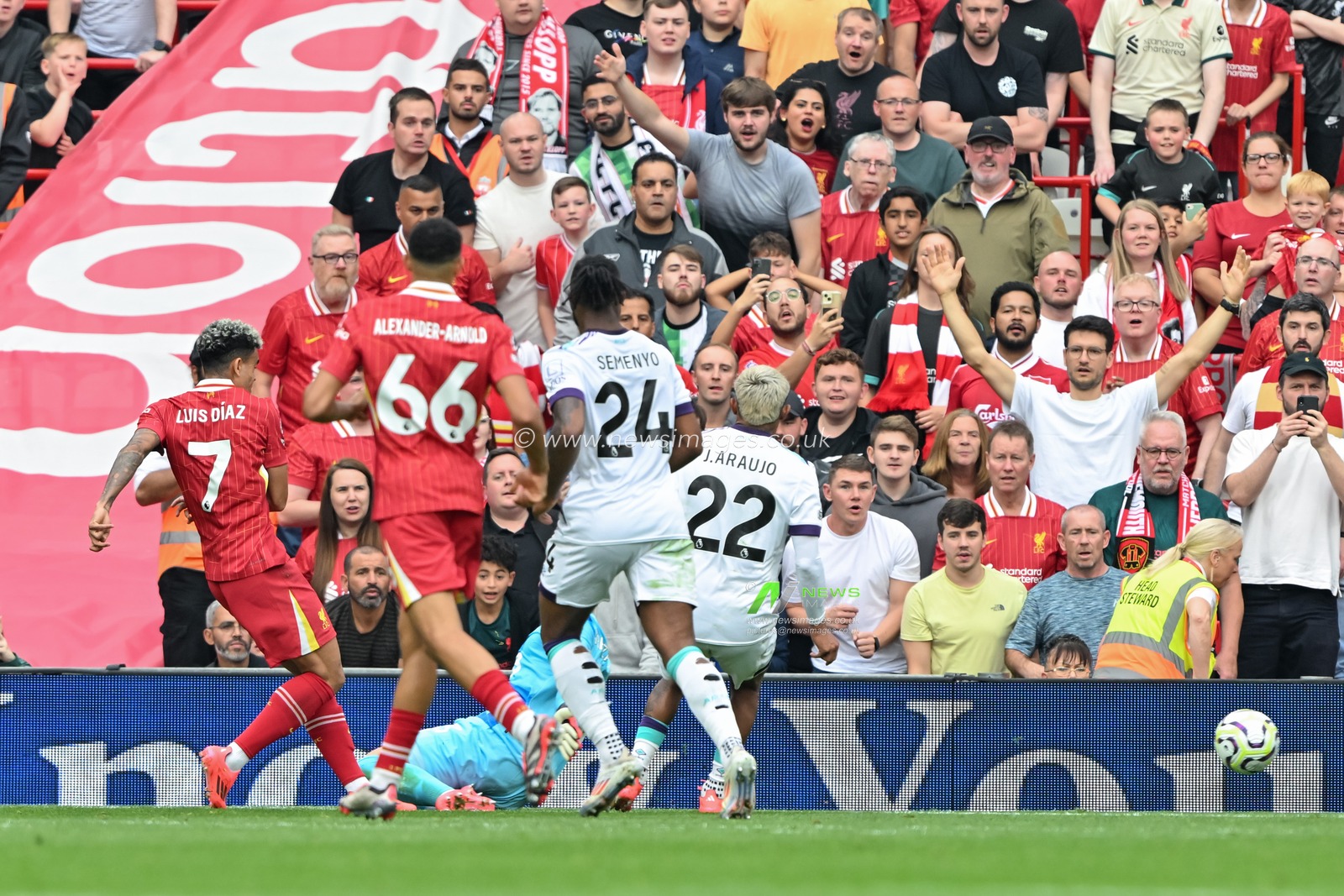 Luis DÃ­az of Liverpool scores a goal to make it 2-0 Liverpool during the Premier League match Liverpool vs Bournemouth at Anfield, Liverpool, United Kingdom, 21st September 2024

(Photo by Cody Froggatt/News Images)
