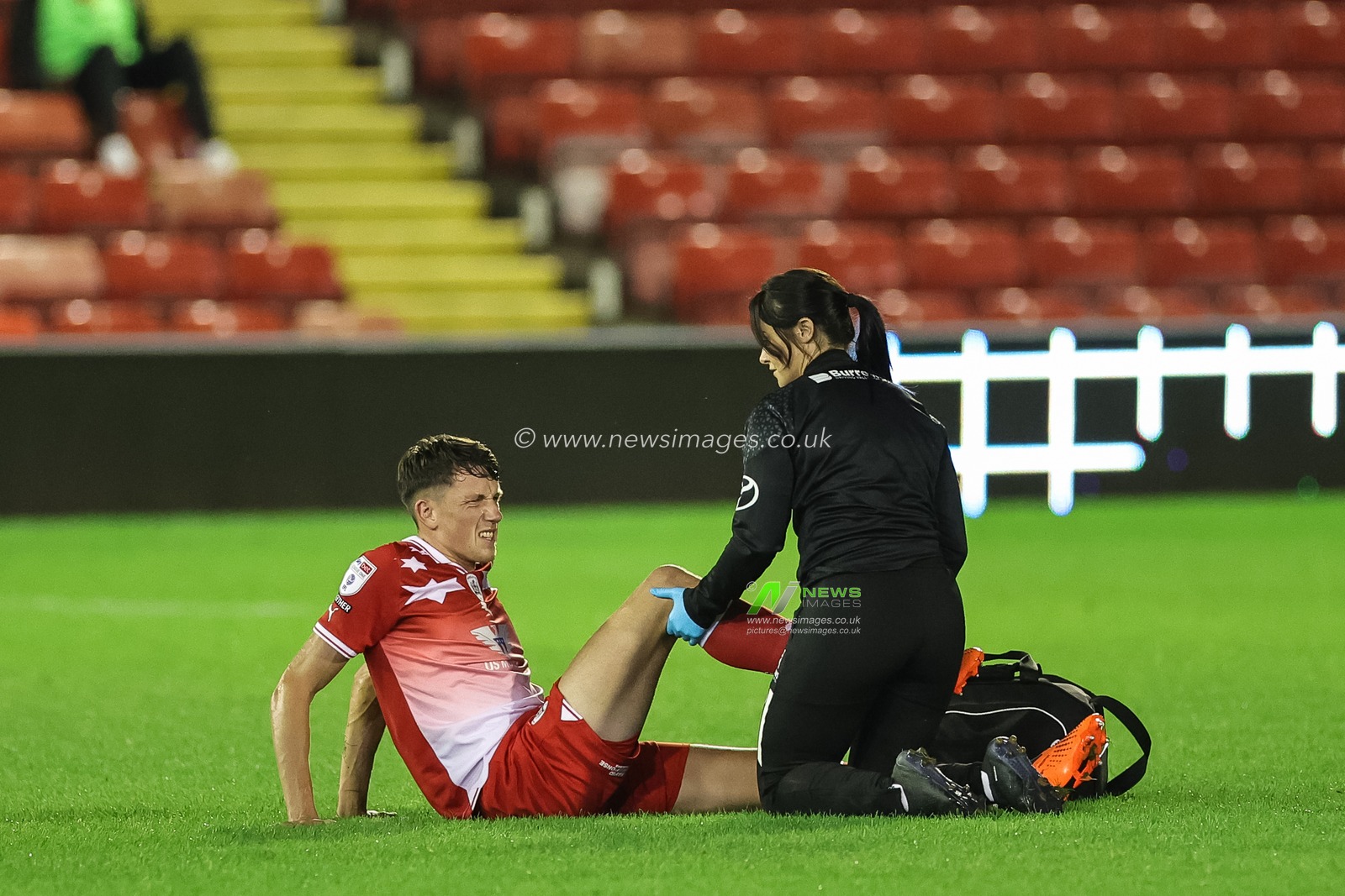 MaÃ«l de Gevigney #6 of Barnsley receives treatment during the EFL Trophy match Barnsley vs Grimsby Town at Oakwell, Barnsley, United Kingdom, 5th September 2023

(Photo by Mark Cosgrove/News Images)