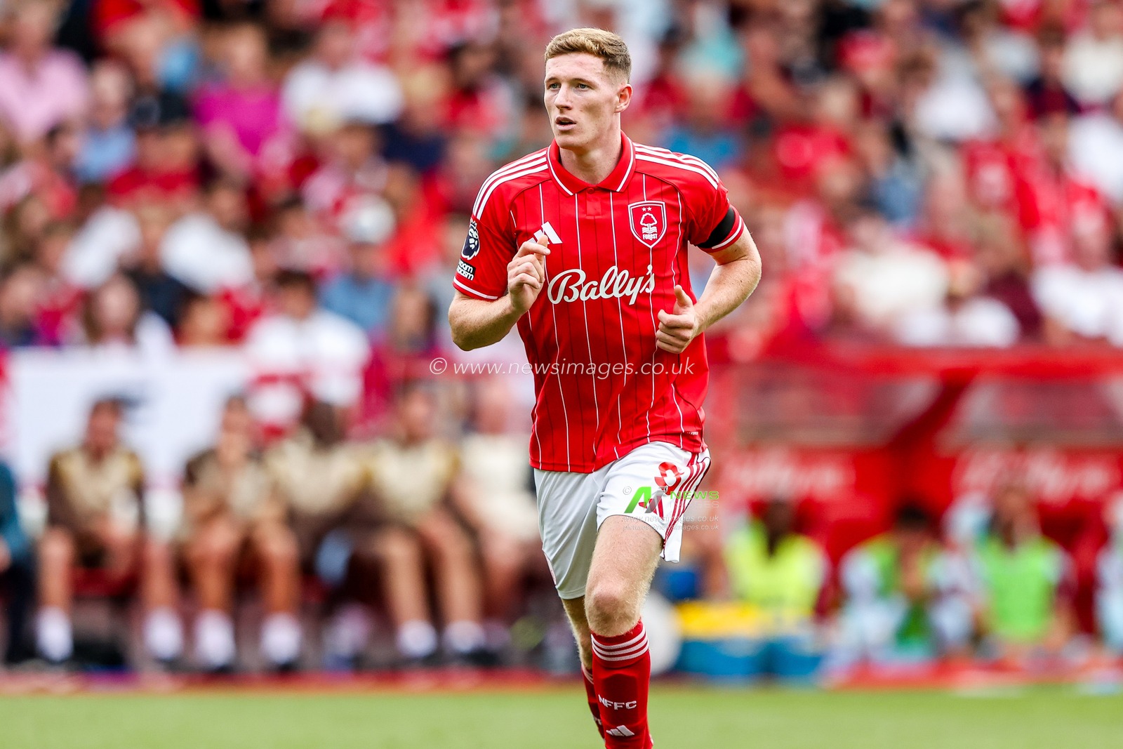 Elliot Anderson of Nottingham Forest in action during the Premier League match Nottingham Forest vs Brentford at City Ground, Nottingham, United Kingdom, 17th August 2025

(Photo by Alfie Cosgrove/News Images)
