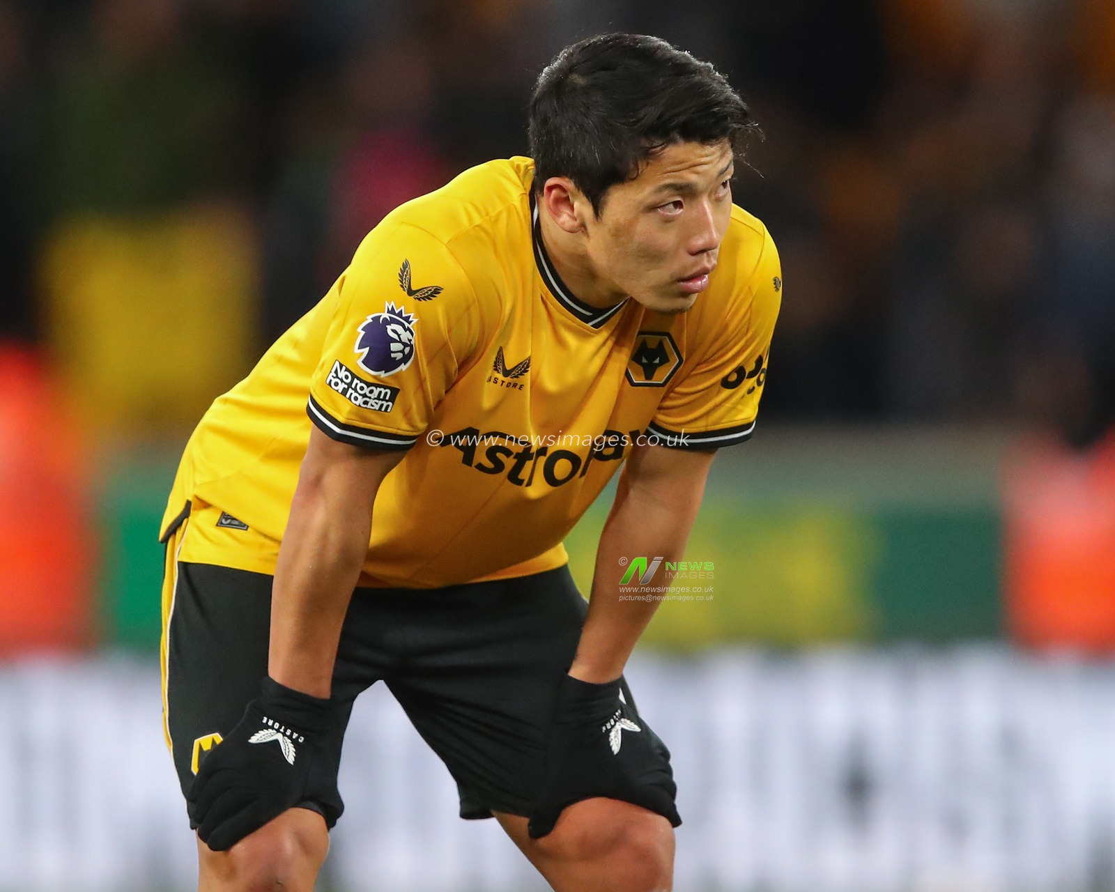 Hwang Hee-Chan of Wolverhampton Wanderers reacts after the game during the Premier League match Wolverhampton Wanderers vs Bournemouth at Molineux, Wolverhampton, United Kingdom, 24th April 2024

(Photo by Gareth Evans/News Images)