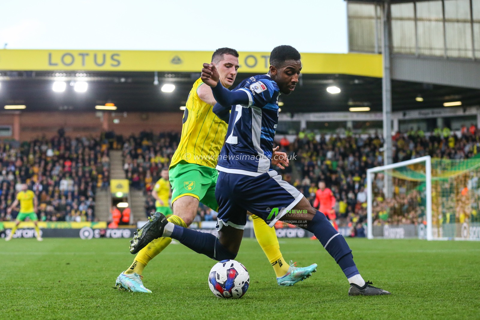 Isaiah Jones #2 of Middlesbrough on the ball during the Sky Bet Championship match Norwich City vs Middlesbrough at Carrow Road, Norwich, United Kingdom, 12th November 2022

(Photo by Arron Gent/News Images)