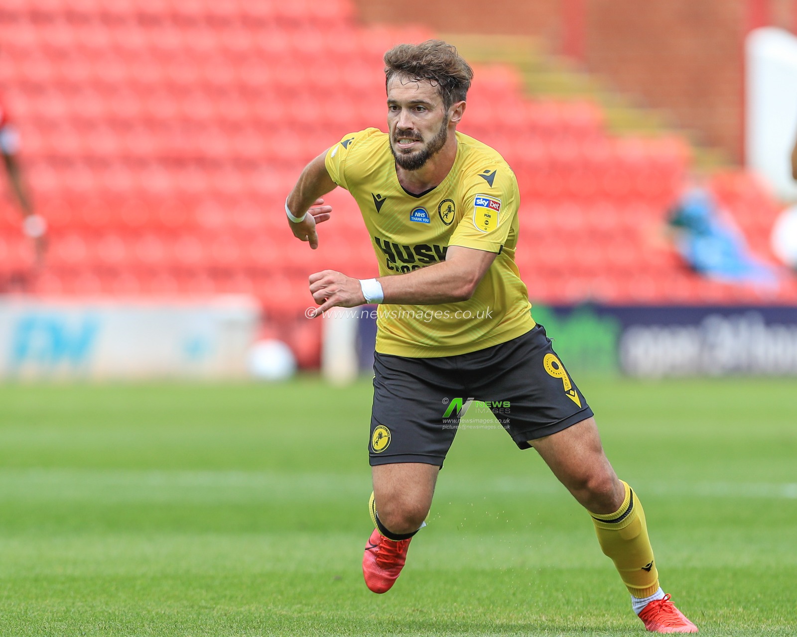 Tom Bradshaw (9) of Millwall during the game