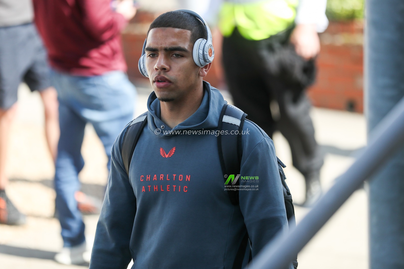Tennai Watson of Charlton Athletic arrives at Cledara Abbey Stadium prior to the Sky Bet League 1 match Cambridge United vs Charlton Athletic at Cledara Abbey Stadium, Cambridge, United Kingdom, 12th April 2025

(Photo by Izzy Poles/News Images)