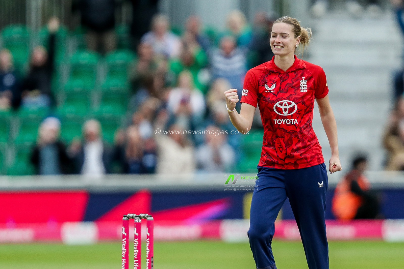 Lauren Bell of England Women celebrates after the dismissal of Hayley Matthews of West Indies Women  during the 3rd Vitality IT20 Series match England Women vs West Indies Women at The Cloud County Ground, Chelmsford, United Kingdom, 26th May 2025

(Photo by Izzy Poles/News Images)