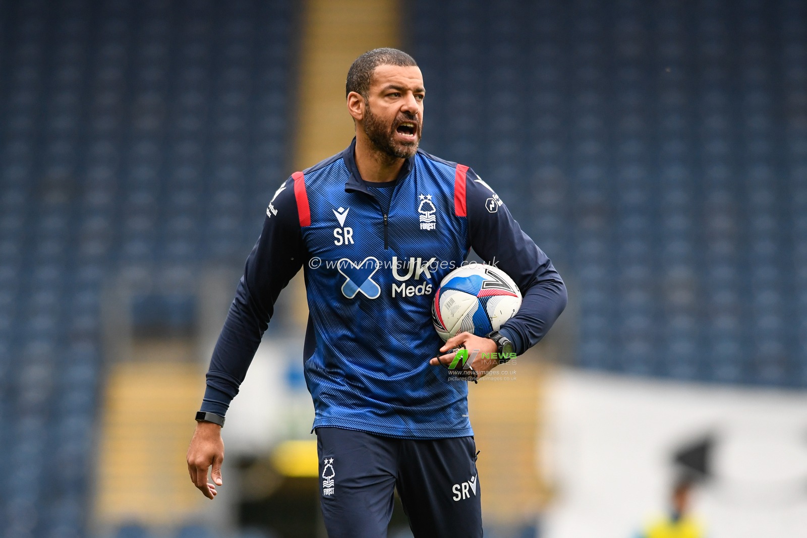 Steven Reid first team coach of Nottingham Forest leads the warm up