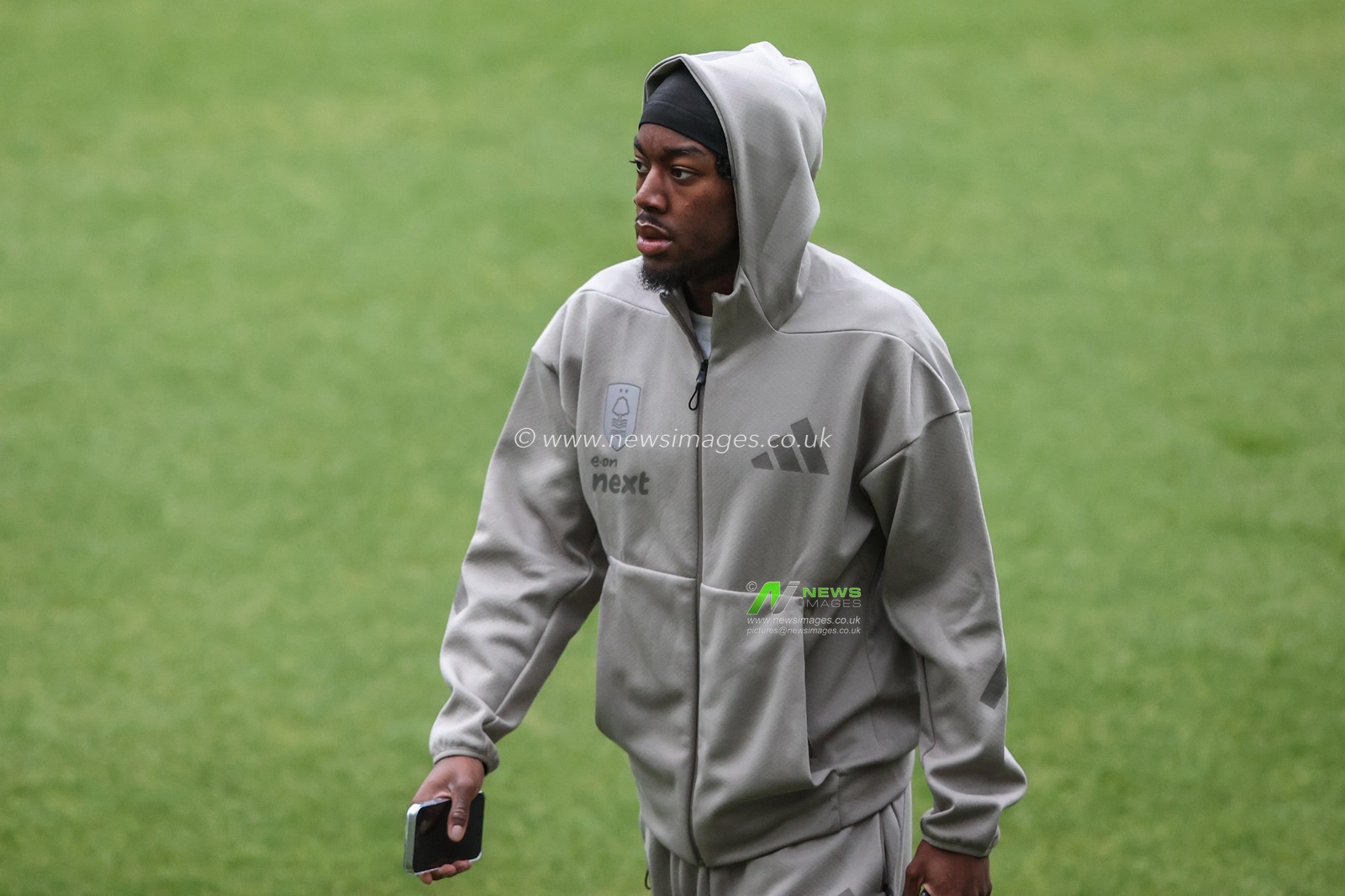 Anthony Elanga of Nottingham Forest arrives during the Premier League match Newcastle United vs Nottingham Forest at St. James's Park, Newcastle, United Kingdom, 23rd February 2025

(Photo by Alfie Cosgrove/News Images)