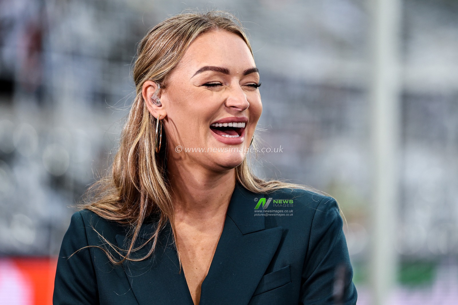 Laura Woods TNT sports Pundit ahead of the UEFA Champions League 2025/26 Phase MD1 Newcastle United vs Barcelona at St James's Park, Newcastle, United Kingdom, 18th September 2025

(Photo by Mark Cosgrove/News Images)