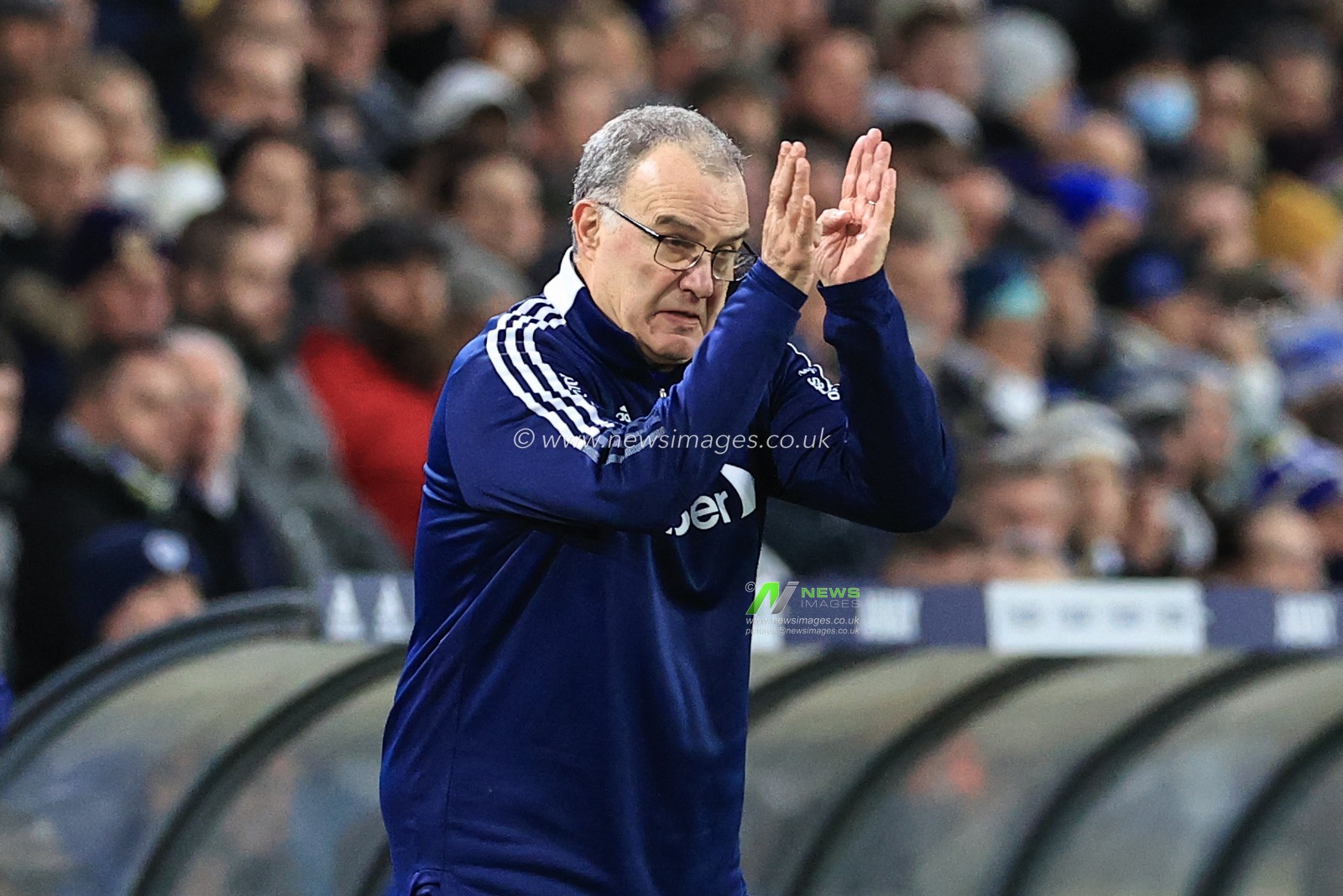 Marcelo Bielsa manager of Leeds United reacts during the game