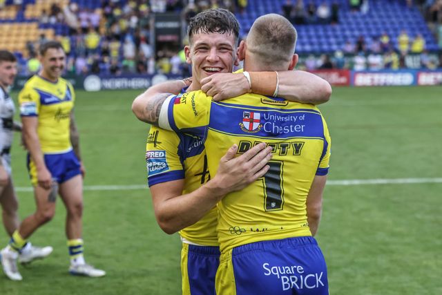 Matt Dufty of Warrington Wolves and Josh Thewlis of Warrington Wolves celebrate the win during the Betfred Super League round 16 match Warrington Wolves vs Hull FC at Halliwell Jones Stadium, Warrington, United Kingdom, 28th June 2025

(Photo by Alfie Cosgrove/News Images)