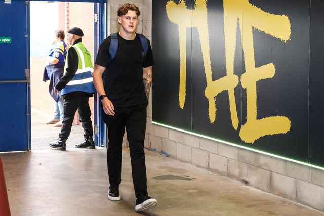 Arron Lindop of Warrington Wolves arrives during the Betfred Super League round 15 match Warrington Wolves vs Leeds Rhinos at The Halliwell Jones Stadium, Warrington, United Kingdom on 18 June 2026

(Photo by Alfie Cosgrove/News Images)