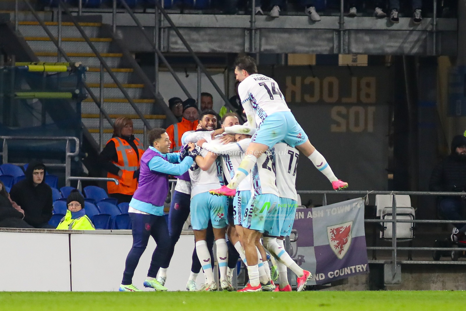 Maxime EstÃ¨ve of Burnley celebrates scoring his teams second goal during the Sky Bet Championship match Cardiff City vs Burnley at Cardiff City Stadium, Cardiff, United Kingdom, 4th March 2025

(Photo by Andrew Lewis/News Images)