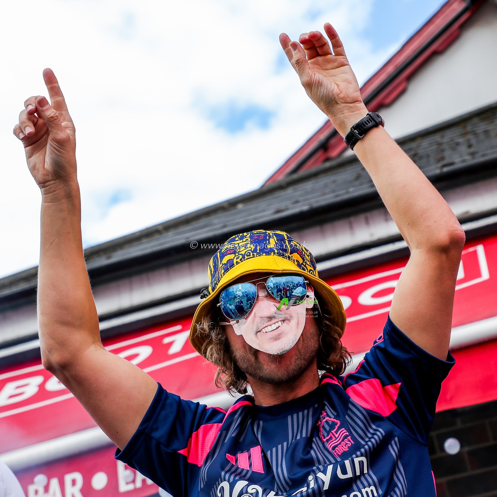 Fans enjoy the pre-match atmosphere prior to during the Premier League match Nottingham Forest vs Chelsea at City Ground, Nottingham, United Kingdom, 25th May 2025

(Photo by Izzy Poles/News Images)