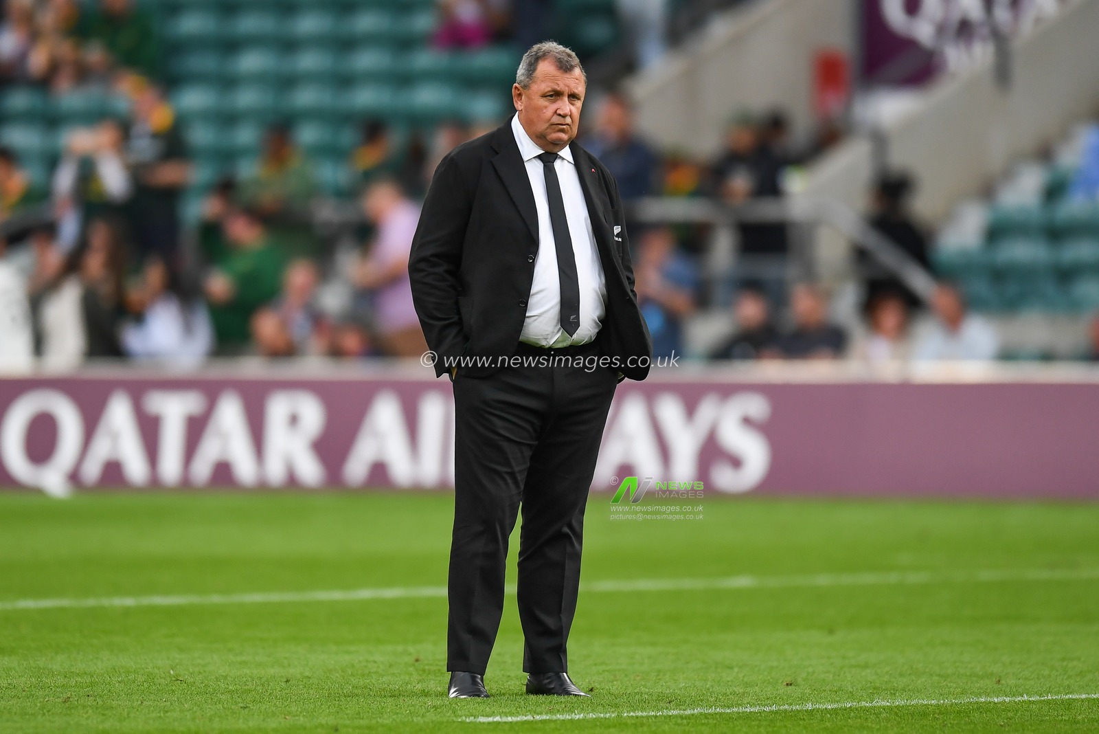 Ian Foster Head Coach of New Zealand during pre match warm up ahead of the International match South Africa vs New Zealand at Twickenham Stadium, Twickenham, United Kingdom, 25th August 2023

(Photo by Mike Jones/News Images)