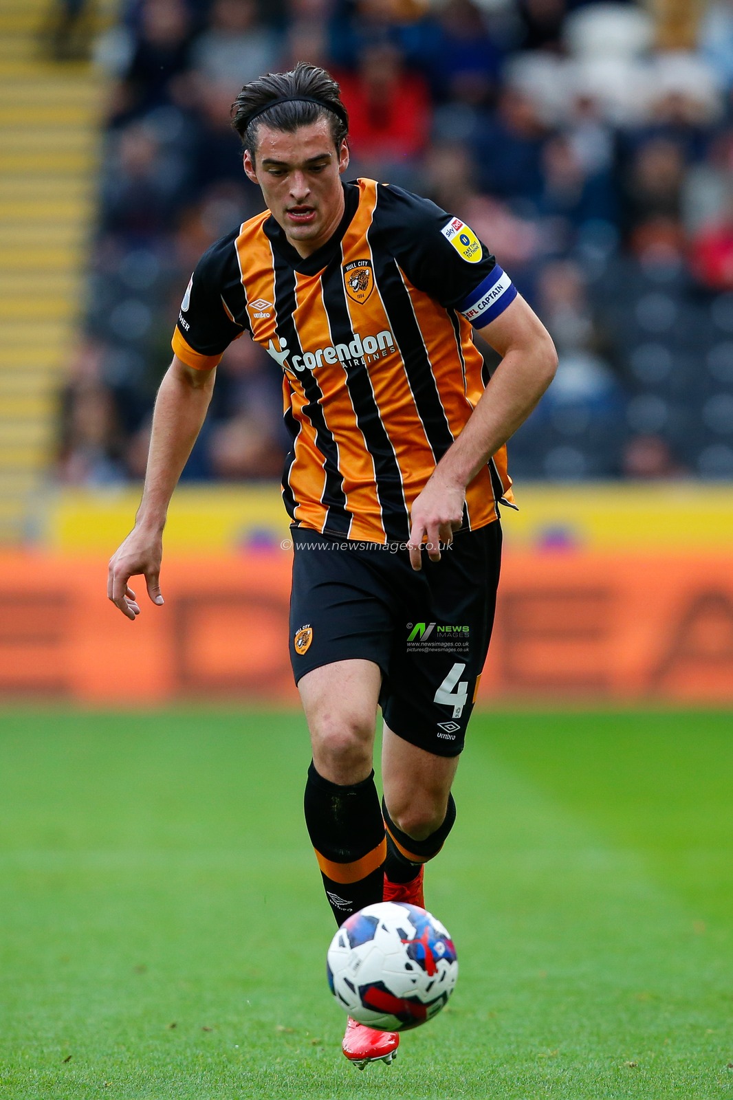 Jacob Greaves #4 of Hull City during the Sky Bet Championship match Hull City vs Birmingham City at MKM Stadium, Hull, United Kingdom, 16th October 2022

(Photo by Ben Early/News Images)