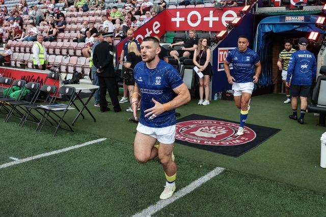 Danny Walker of Warrington Wolves in the pre-game warm up during the Betfred Super League round 18 match Wigan Warriors vs Warrington Wolves at The Brick Community Stadium, Wigan, United Kingdom on 10 July 2026

(Photo by Mark Cosgrove/News Images)